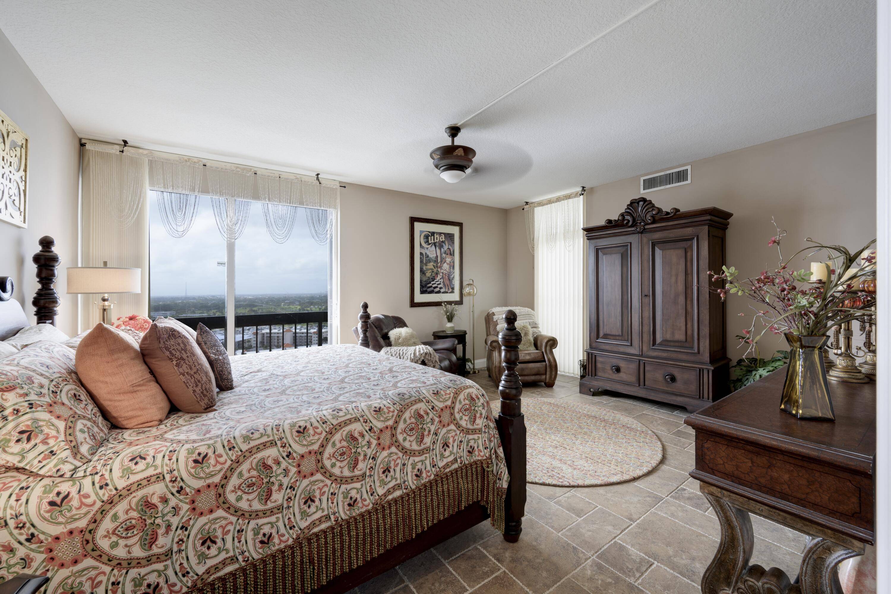 North Palm Beach, FL 33408,108 Lakeshore DR T-38