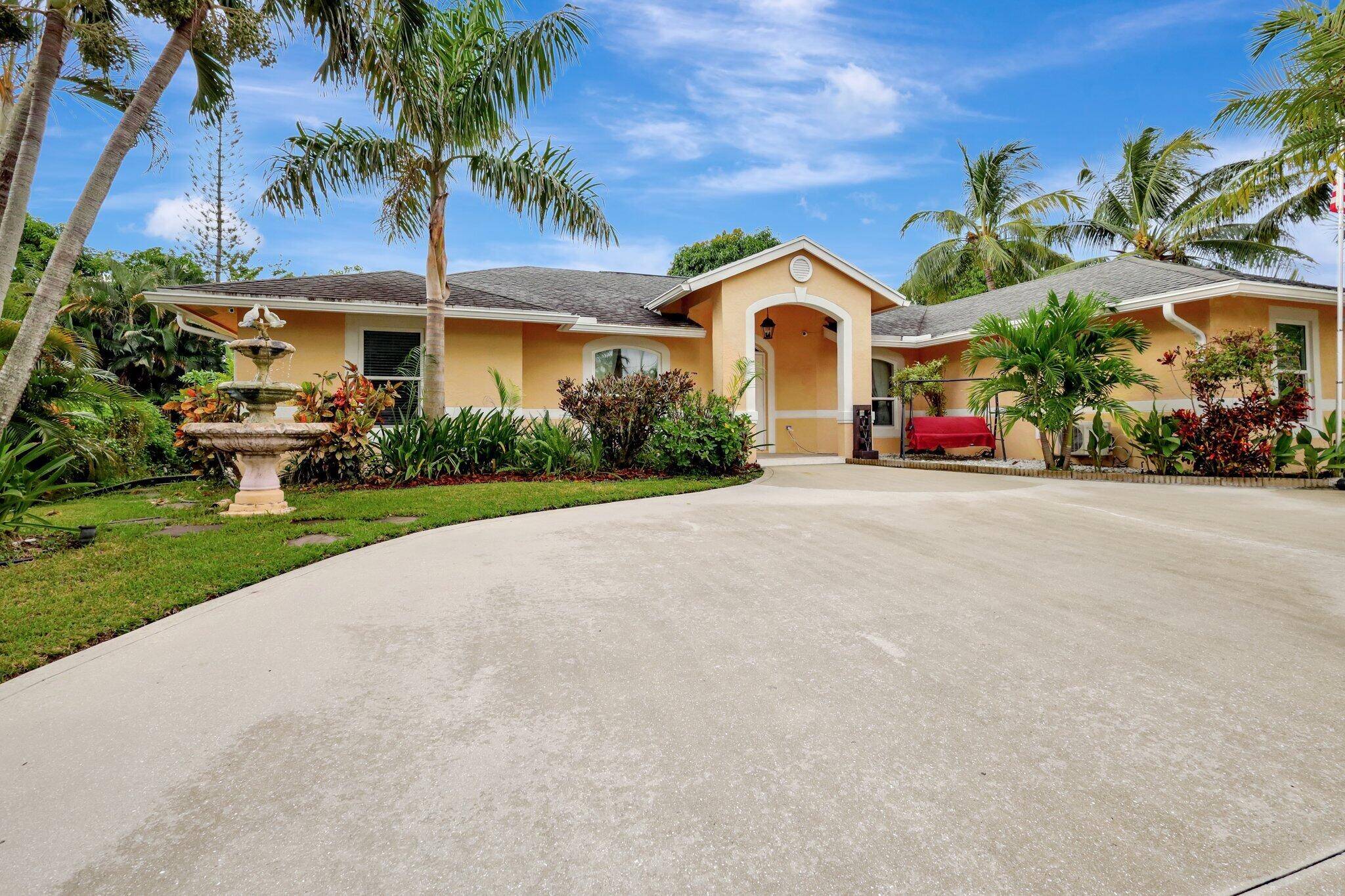 Lake Worth, FL 33467,61 W Cypress RD