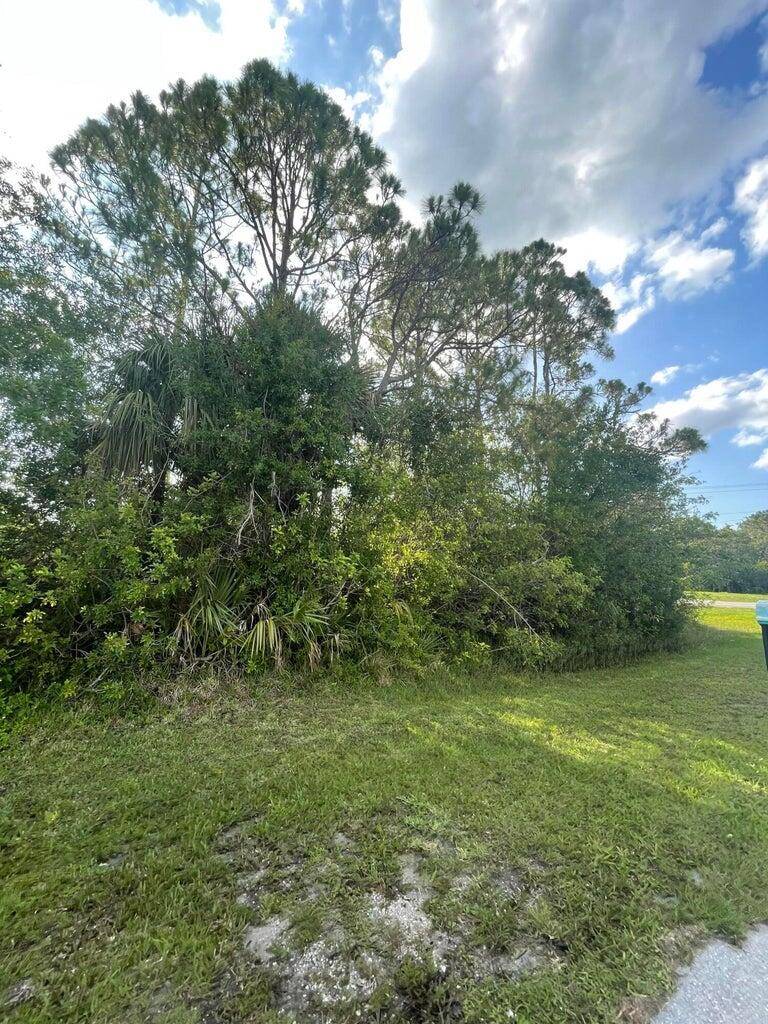 Okeechobee, FL 34972,3393 NW 38th AVE