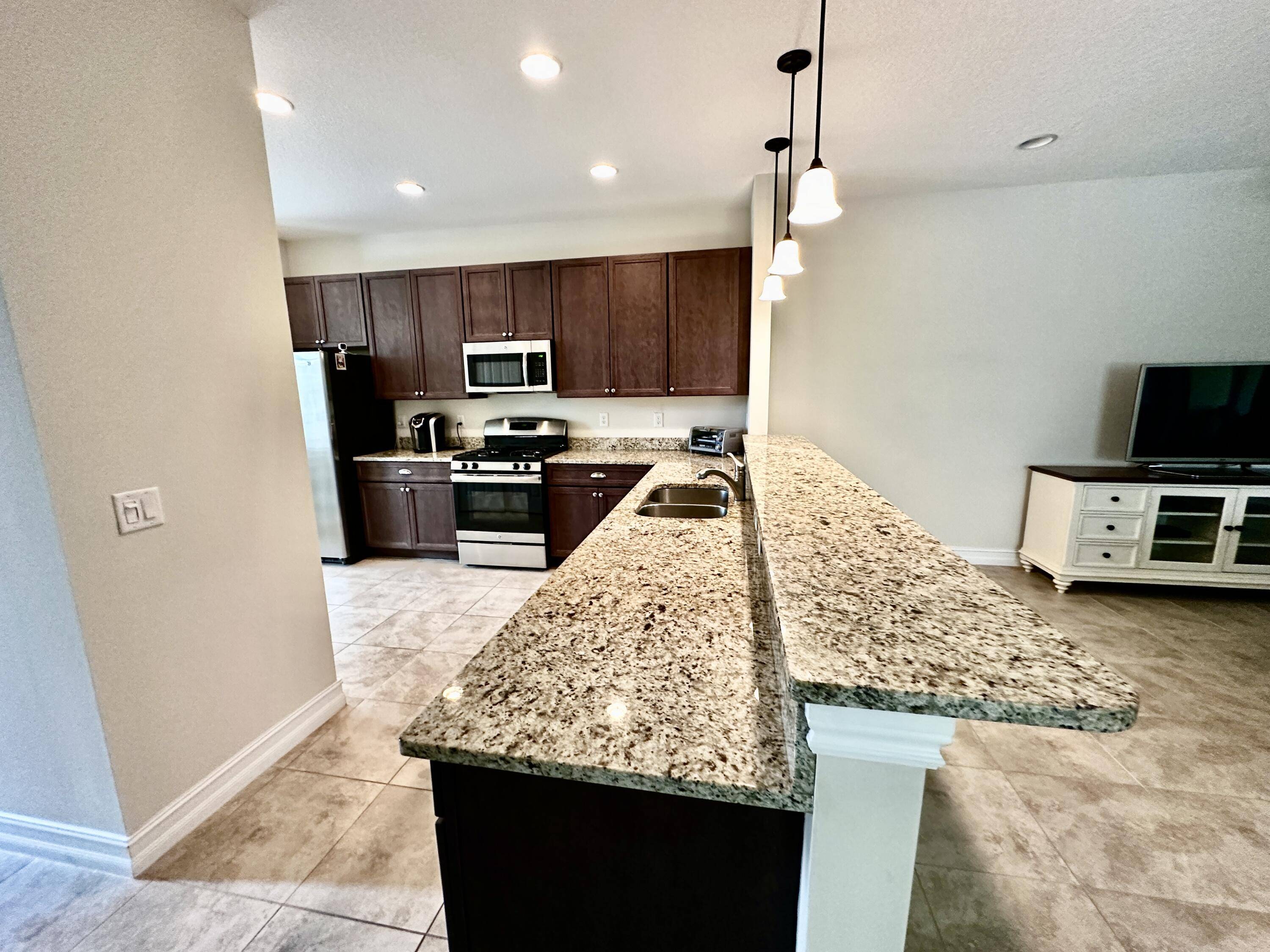 Port Saint Lucie, FL 34983,6124 NW Wick LN
