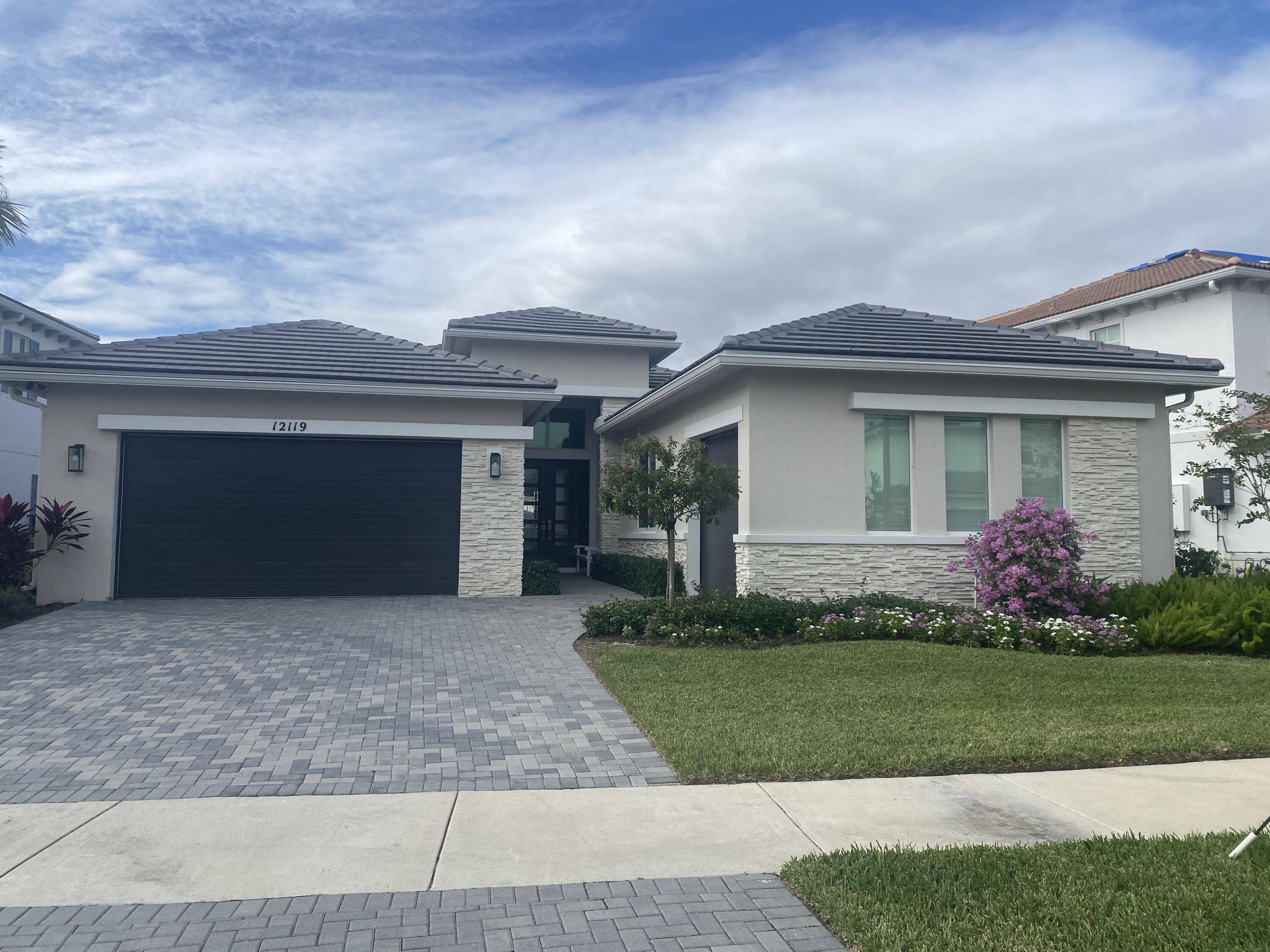 Palm Beach Gardens, FL 33412,12119 Waterstone CIR