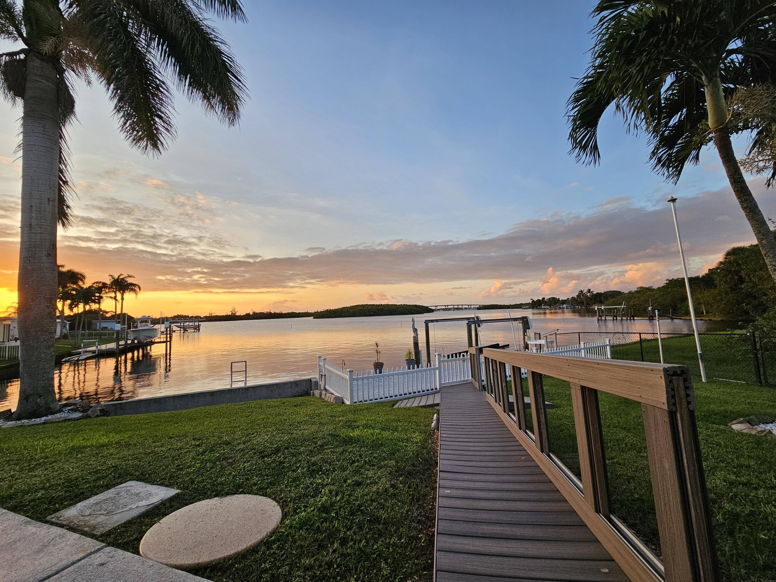 Stuart, FL 34994,226 SW Cabana Point CIR