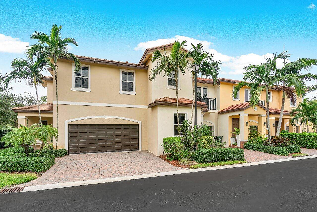 Coconut Creek, FL 33073,6986 Long Pine CIR