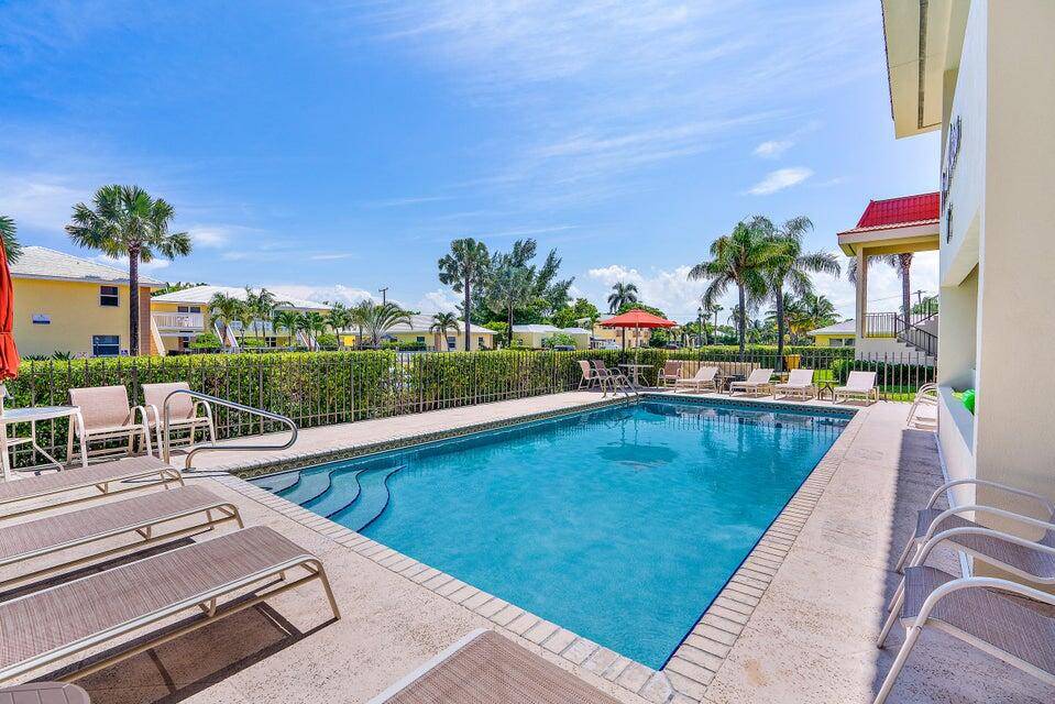 Palm Beach Shores, FL 33404,115 S Bamboo RD 104