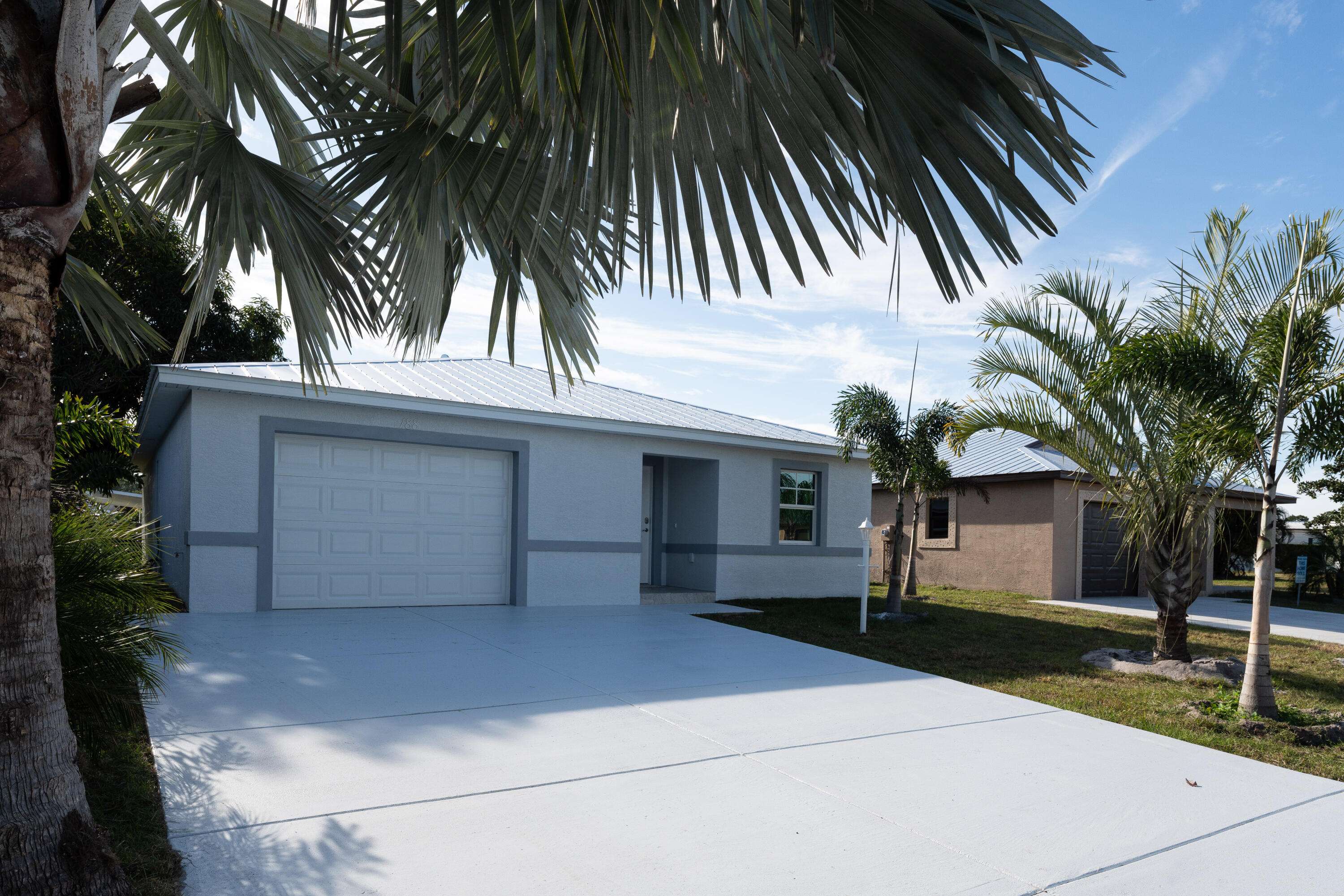 Port Saint Lucie, FL 34952,26 SE Spanish WAY