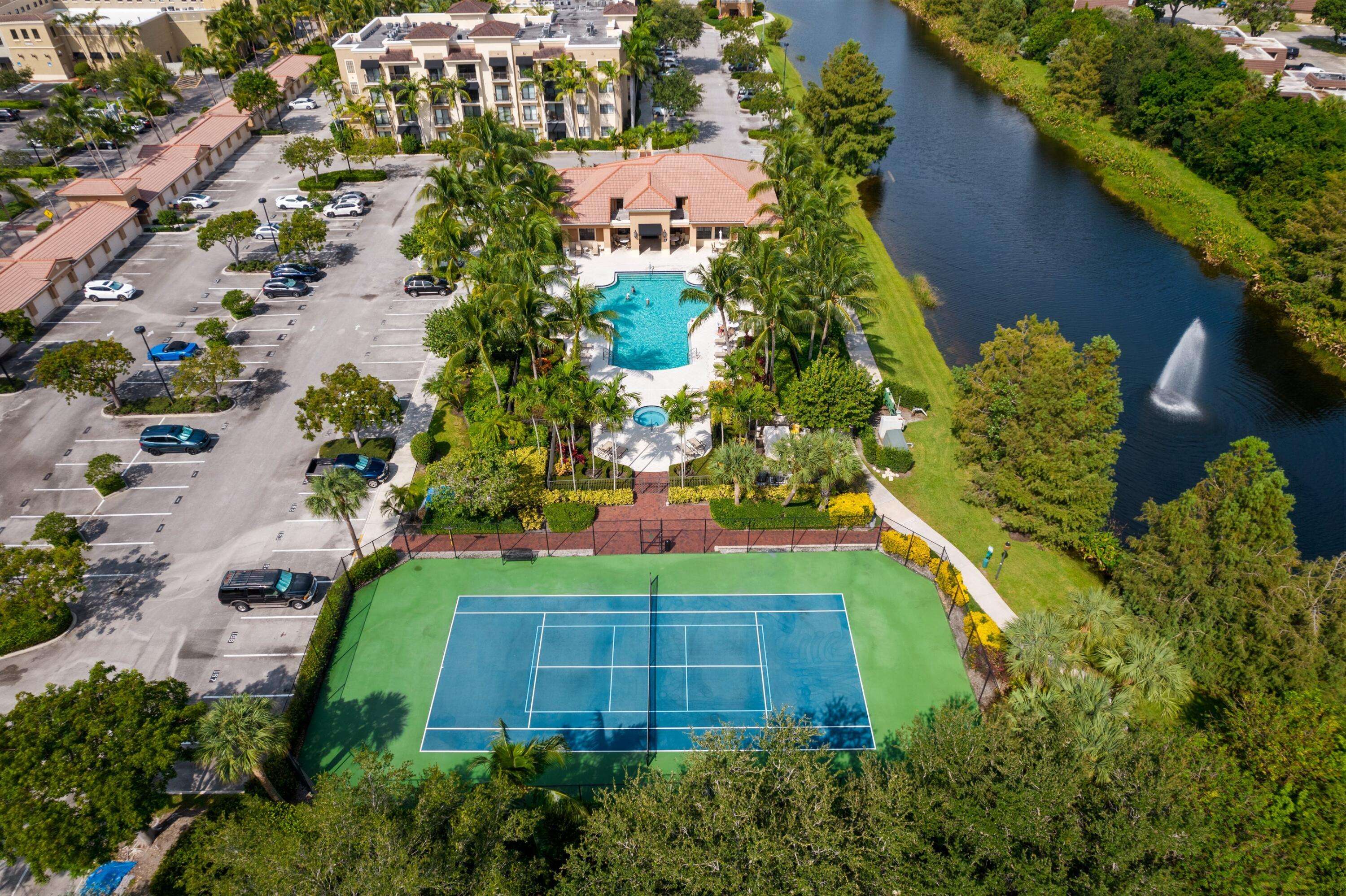 Palm Beach Gardens, FL 33418,4907 Midtown LN 1213