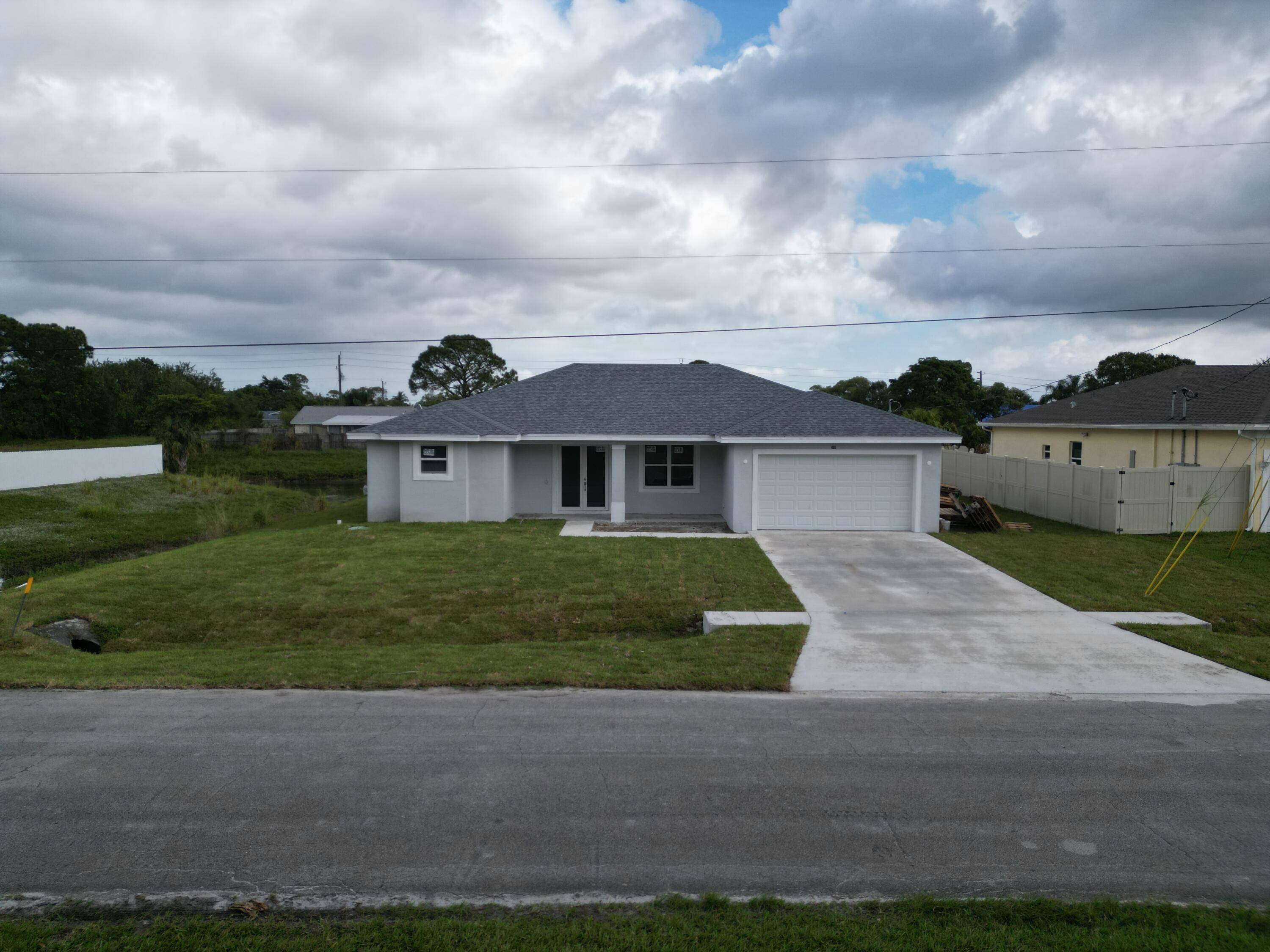 Port Saint Lucie, FL 34984,455 SE Whitmore DR