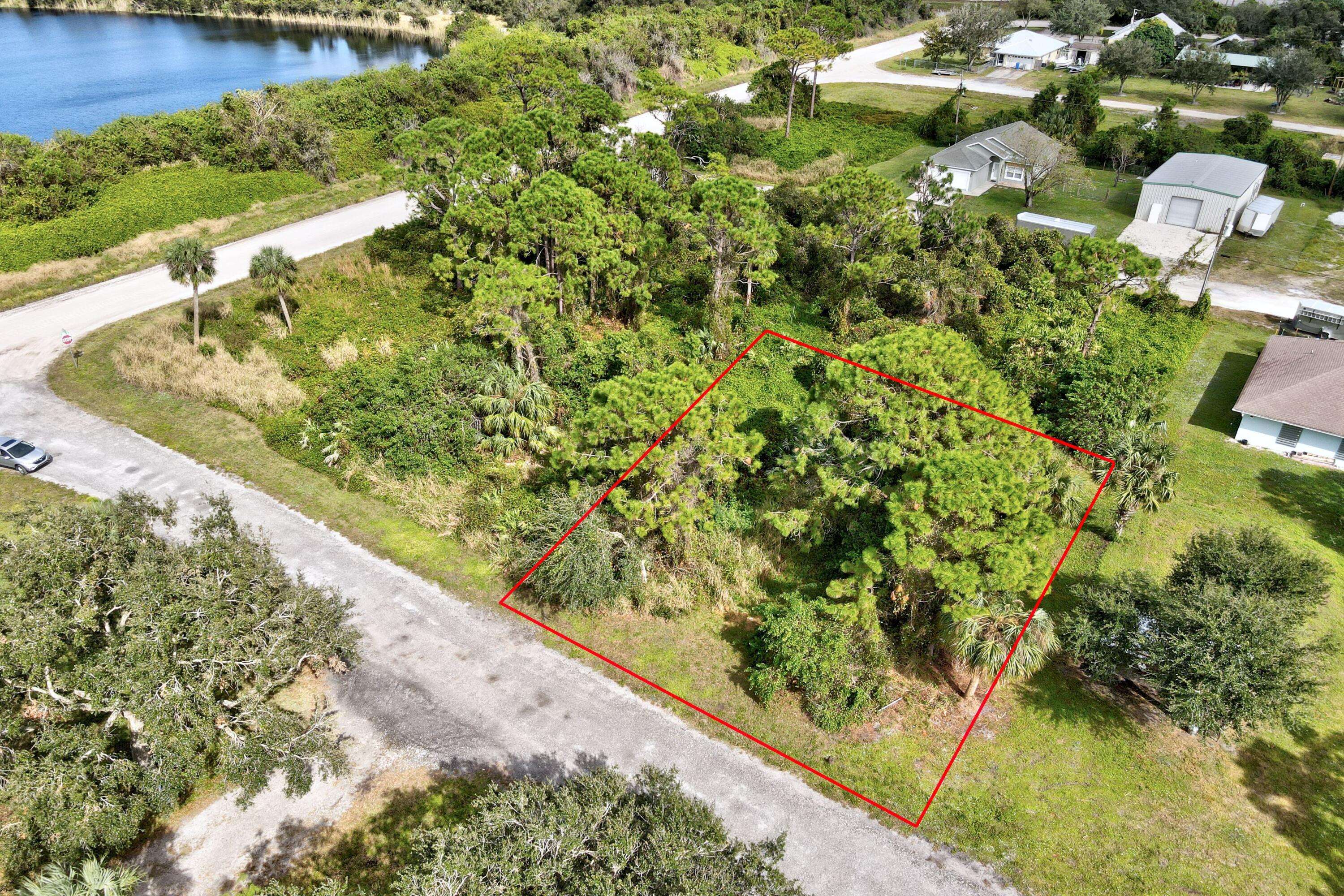 Vero Beach, FL 32966,2526 95th CT