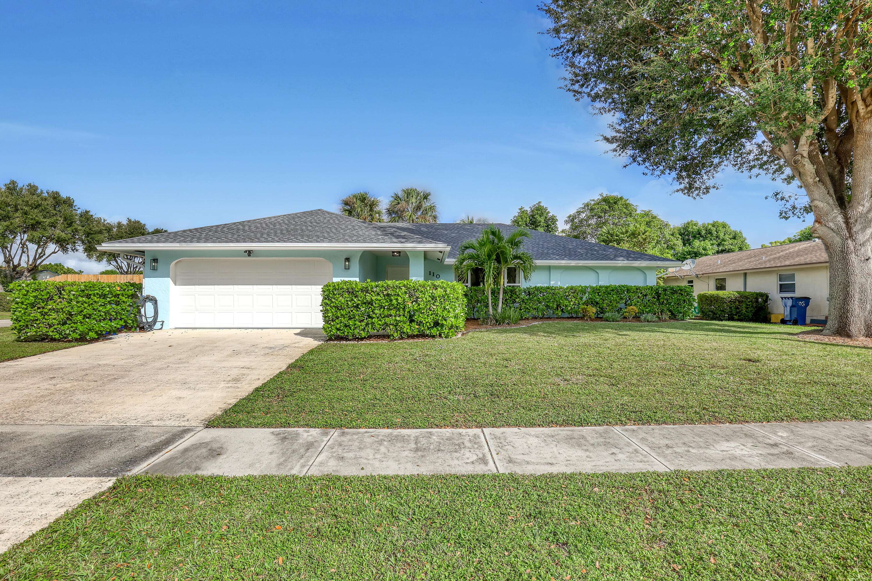 Royal Palm Beach, FL 33411,110 Sunflower CIR