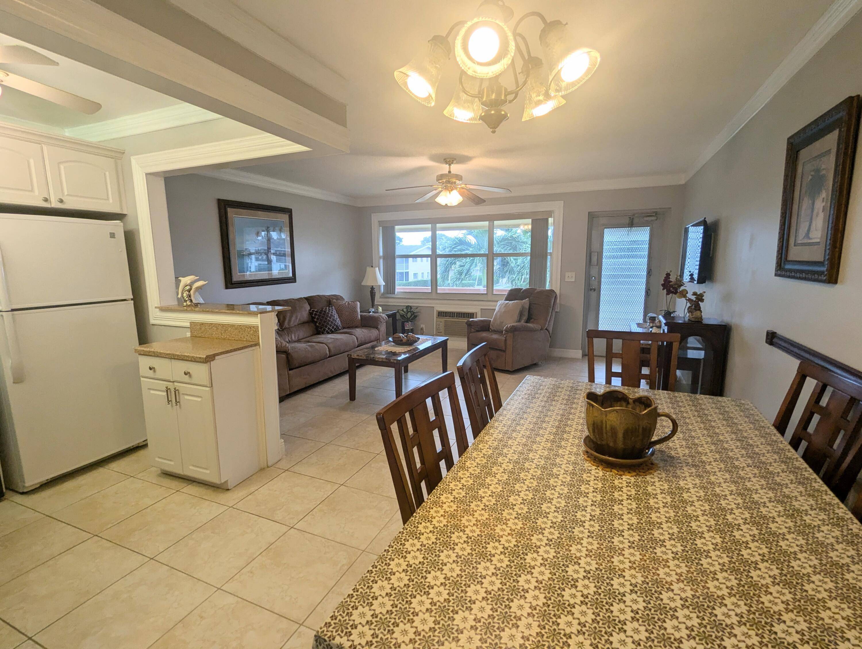 West Palm Beach, FL 33417,77 Andover C