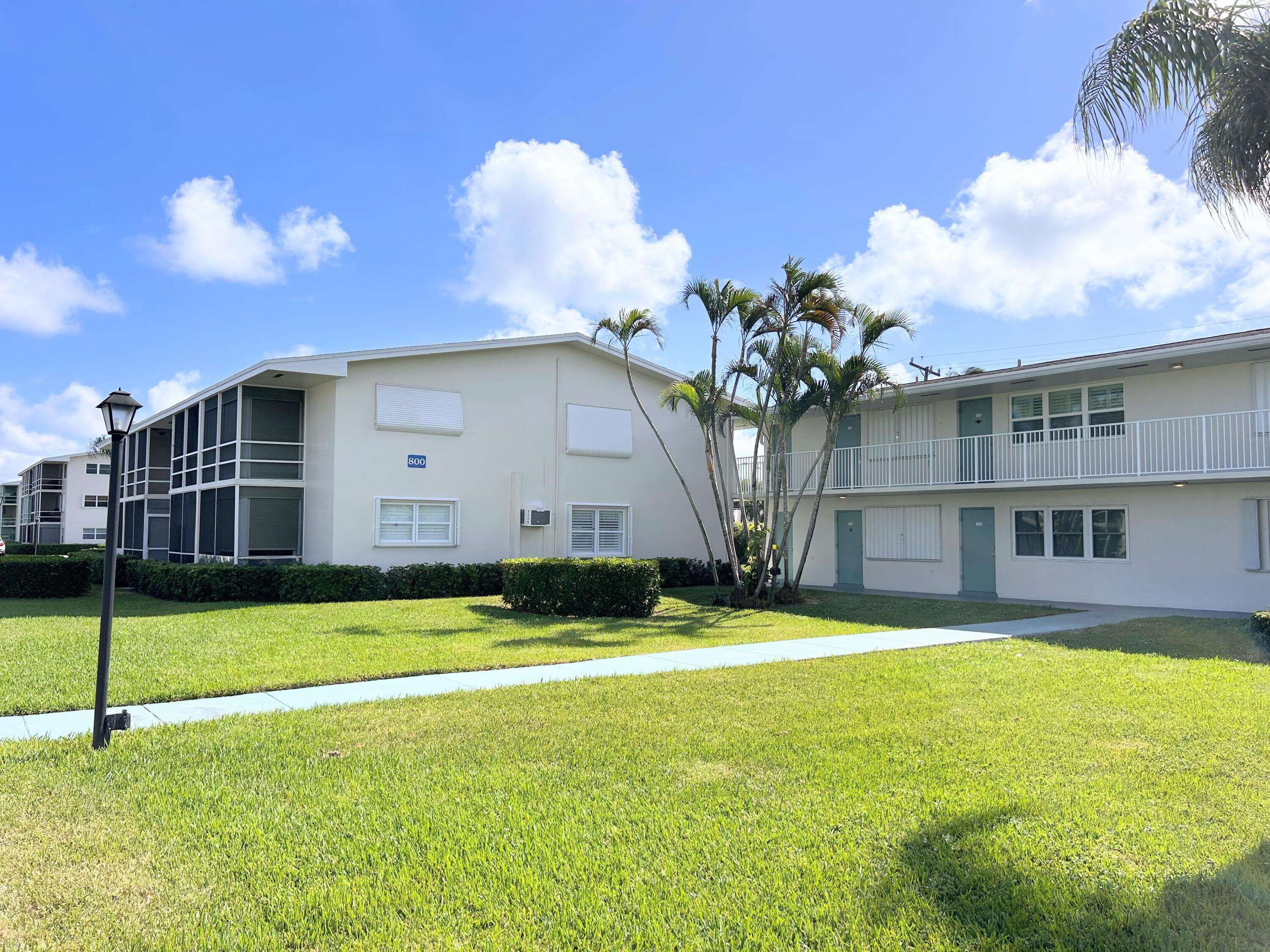 Boynton Beach, FL 33435,800 Horizons W 206