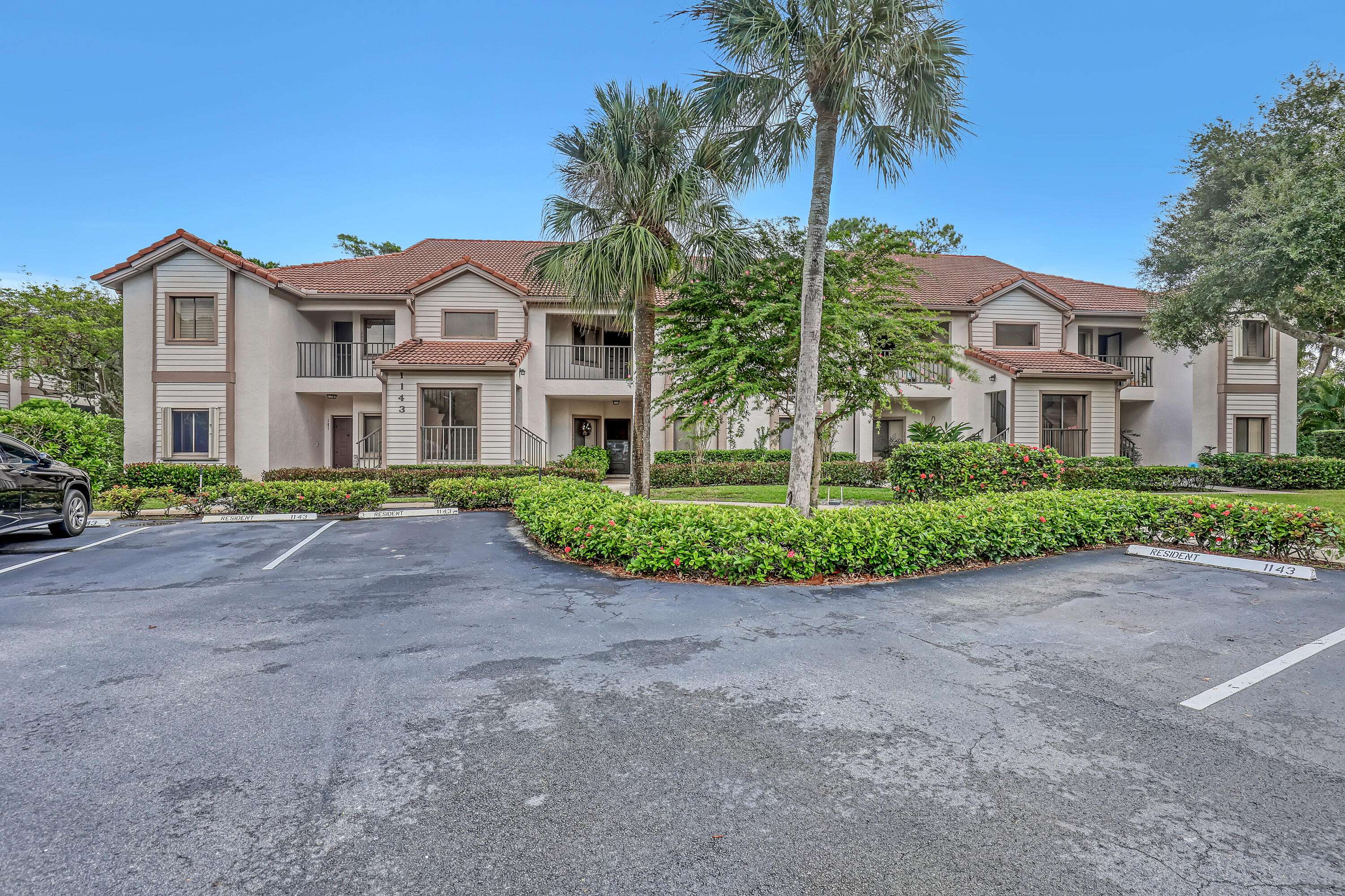 Palm Beach Gardens, FL 33418,1143 Duncan CIR 203