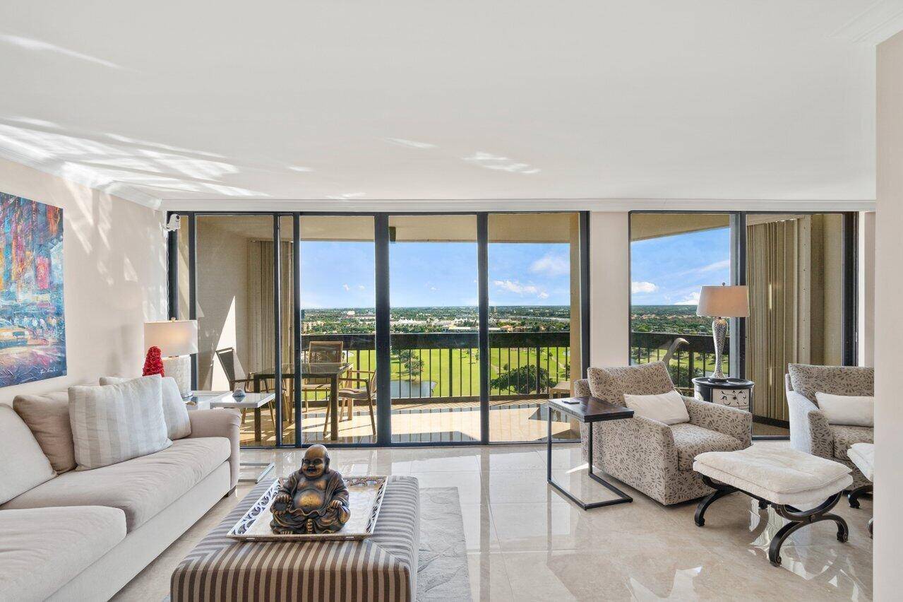 West Palm Beach, FL 33401,2400 Presidential WAY 1906
