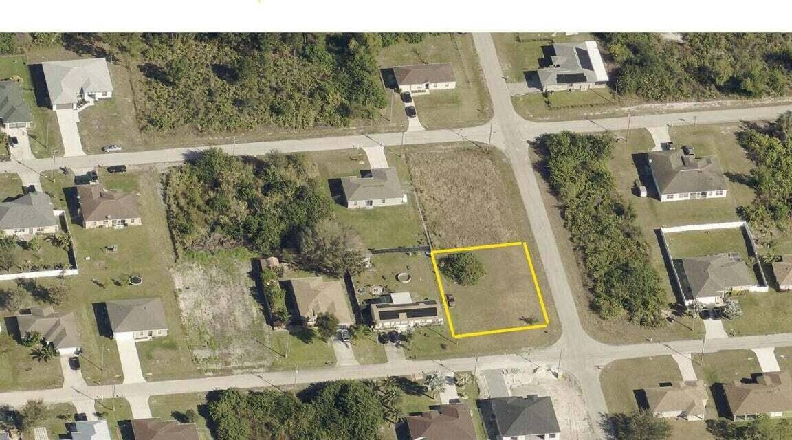 Lehigh Acres, FL 33976,3602 SW 20th ST