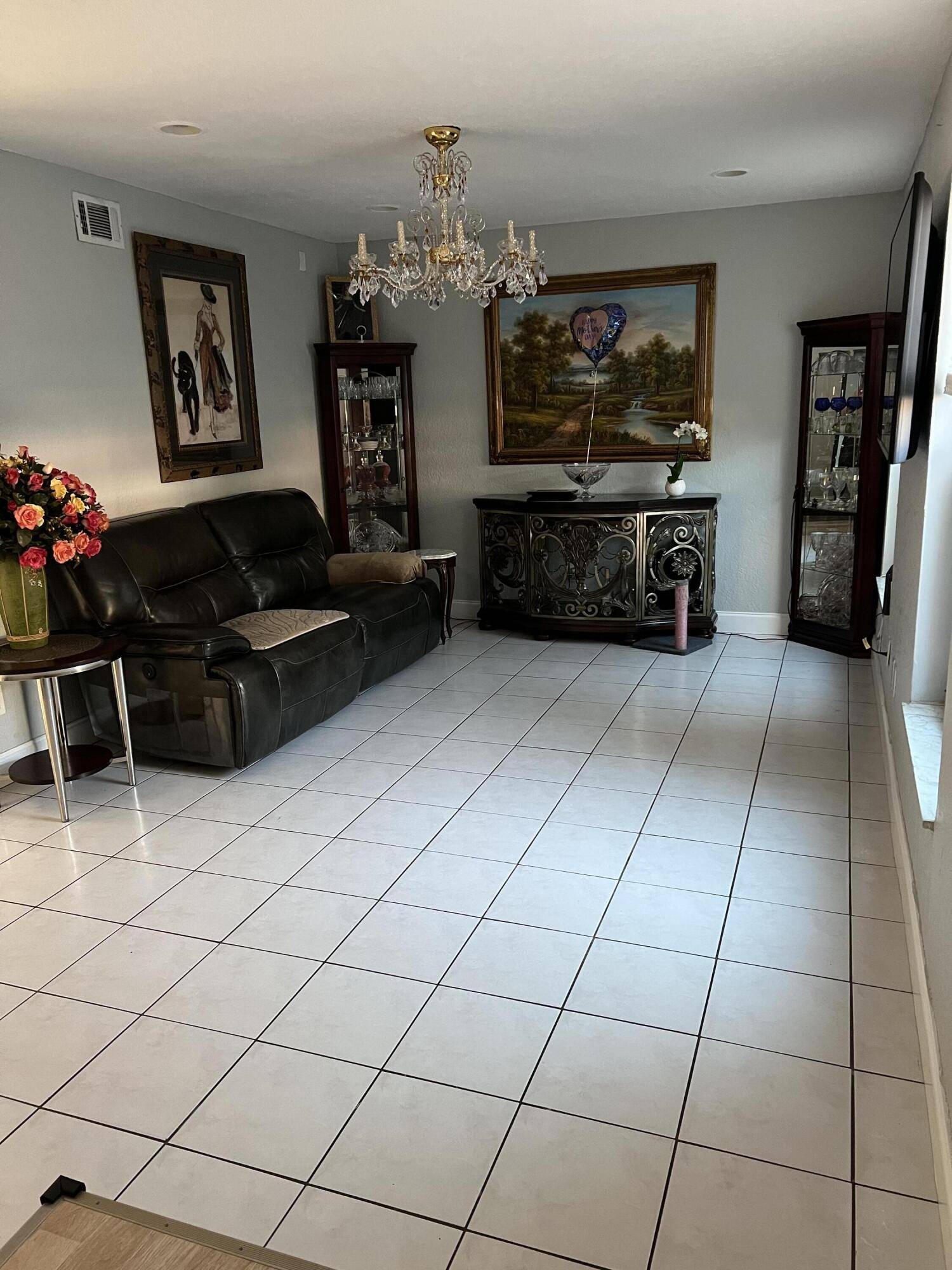 Davie, FL 33324,20 Laredo PL 2-1