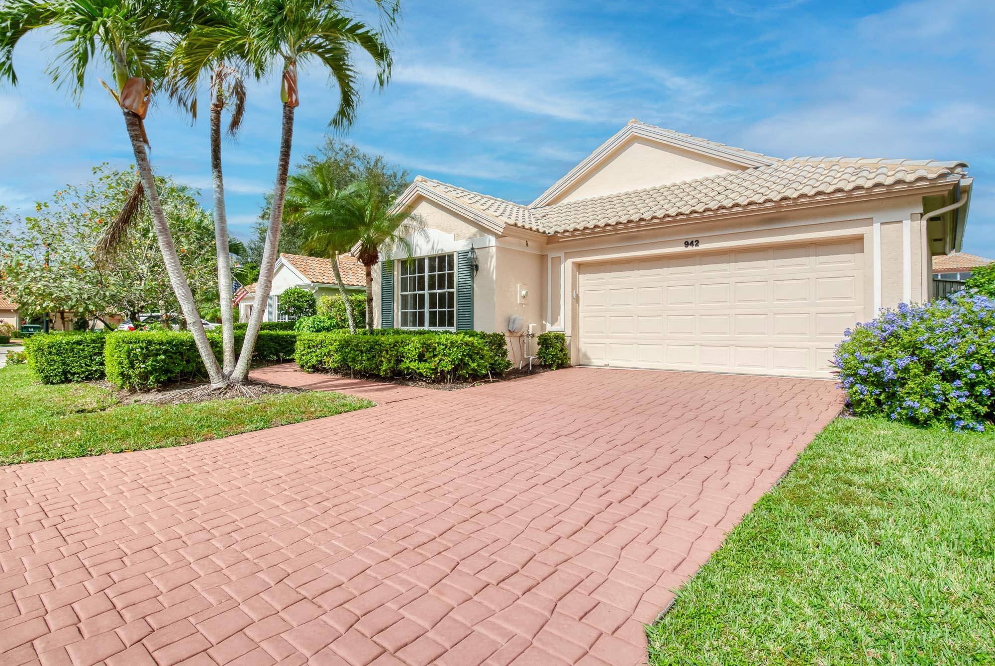 Palm Beach Gardens, FL 33418,942 Augusta Pointe DR