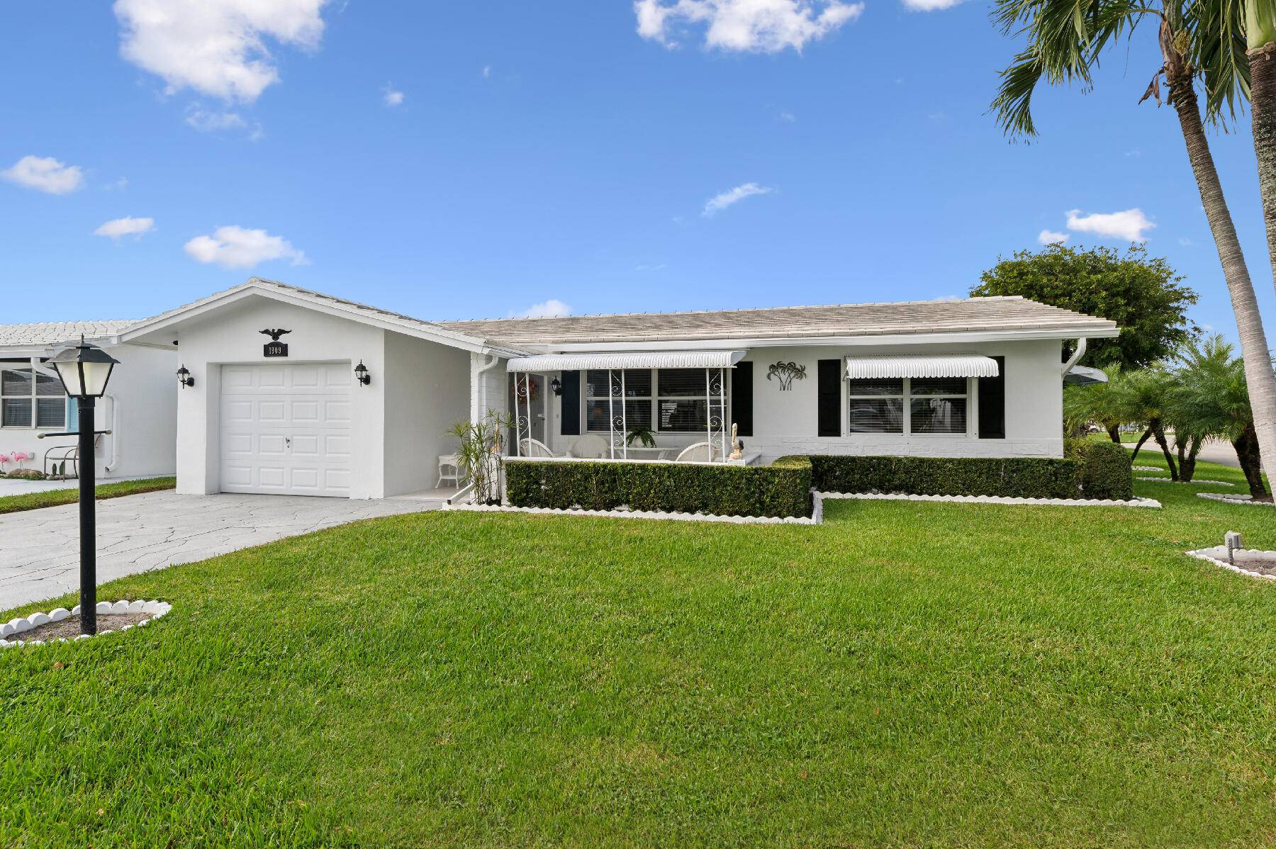 Boynton Beach, FL 33426,1909 SW 19th ST