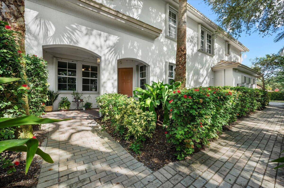 Palm Beach Gardens, FL 33410,104 Evergrene Pkwy