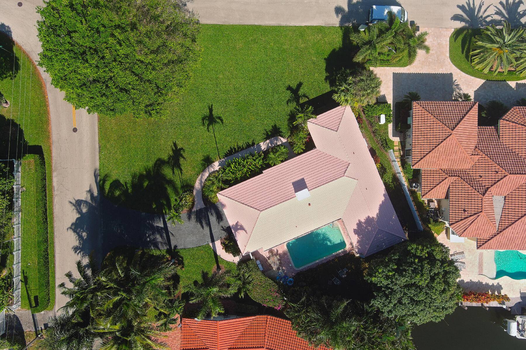 Delray Beach, FL 33483,910 Bolender DR