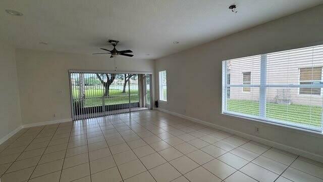 Lake Worth, FL 33467,6889 Brook Hollow RD