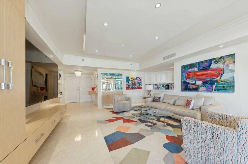 Boca Raton, FL 33432,300 SE 5th AVE 2090