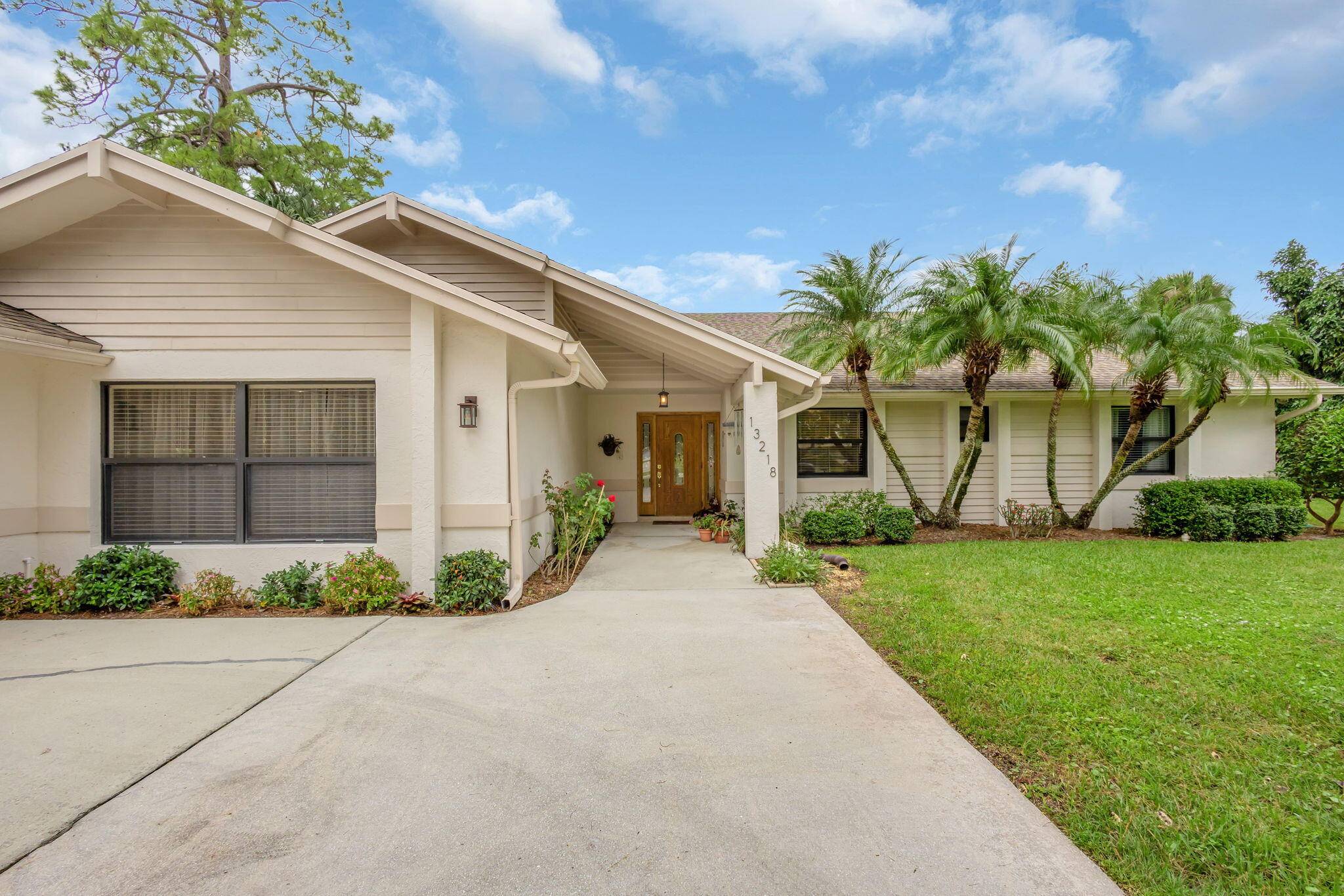 Wellington, FL 33414,13218 La Mirada CIR