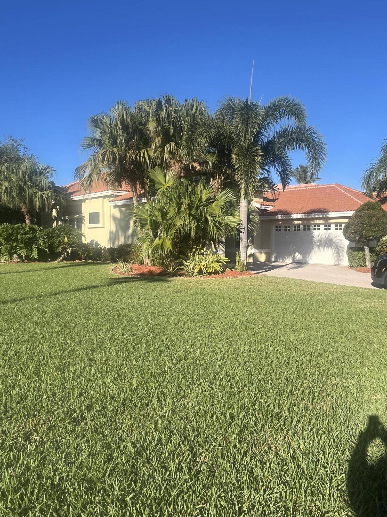 Port Saint Lucie, FL 34986,582 SW Saint Johns Bay ST