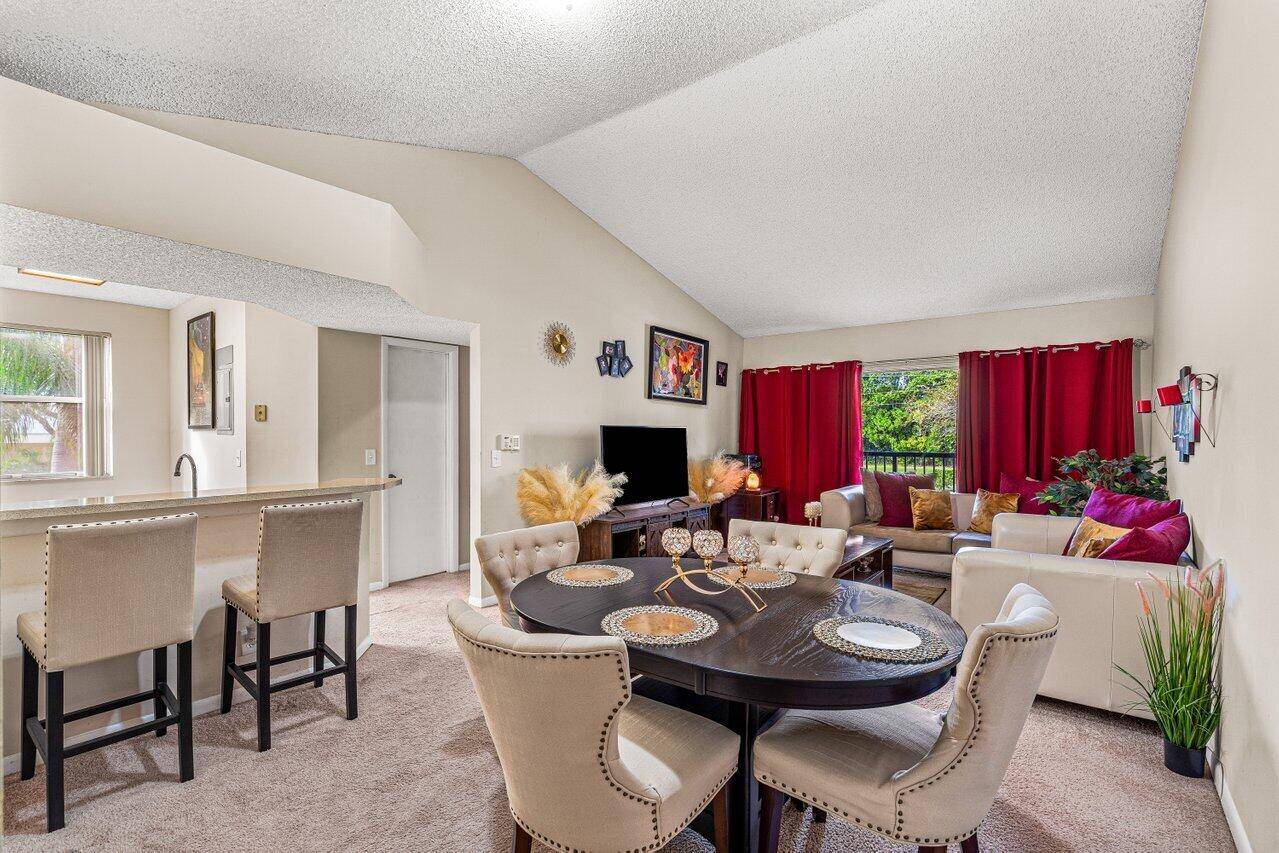 Coral Springs, FL 33067,9001 Wiles RD 201