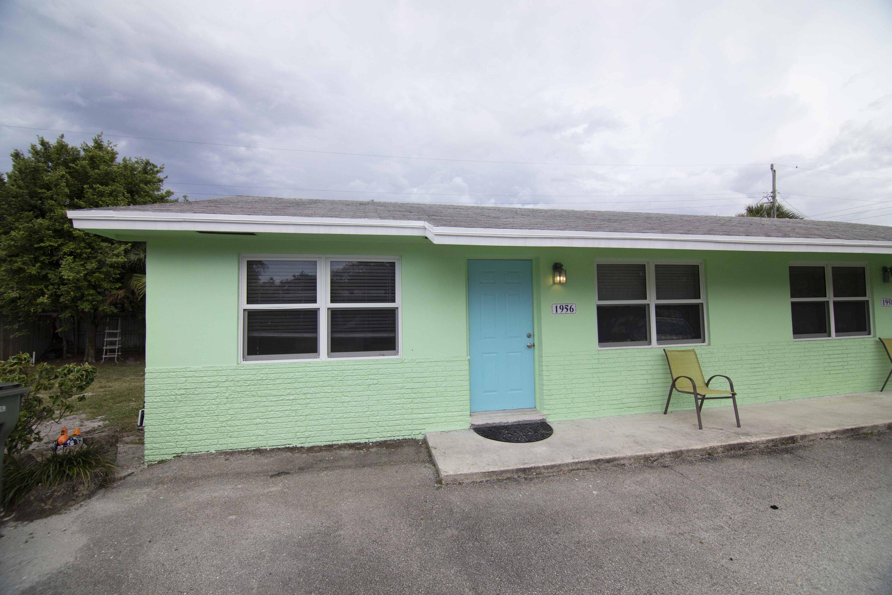 North Palm Beach, FL 33408,1956 Ridge RD