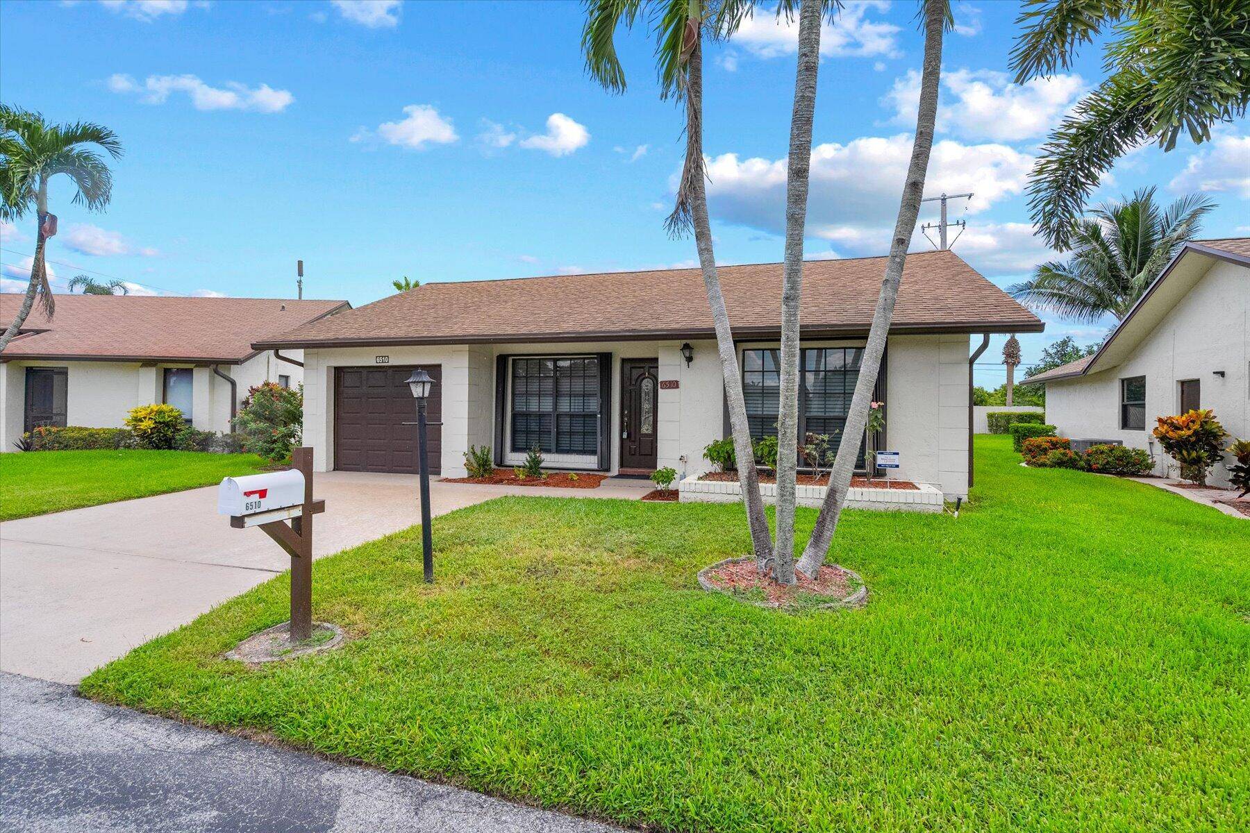 Greenacres, FL 33463,6510 Olivewood CIR