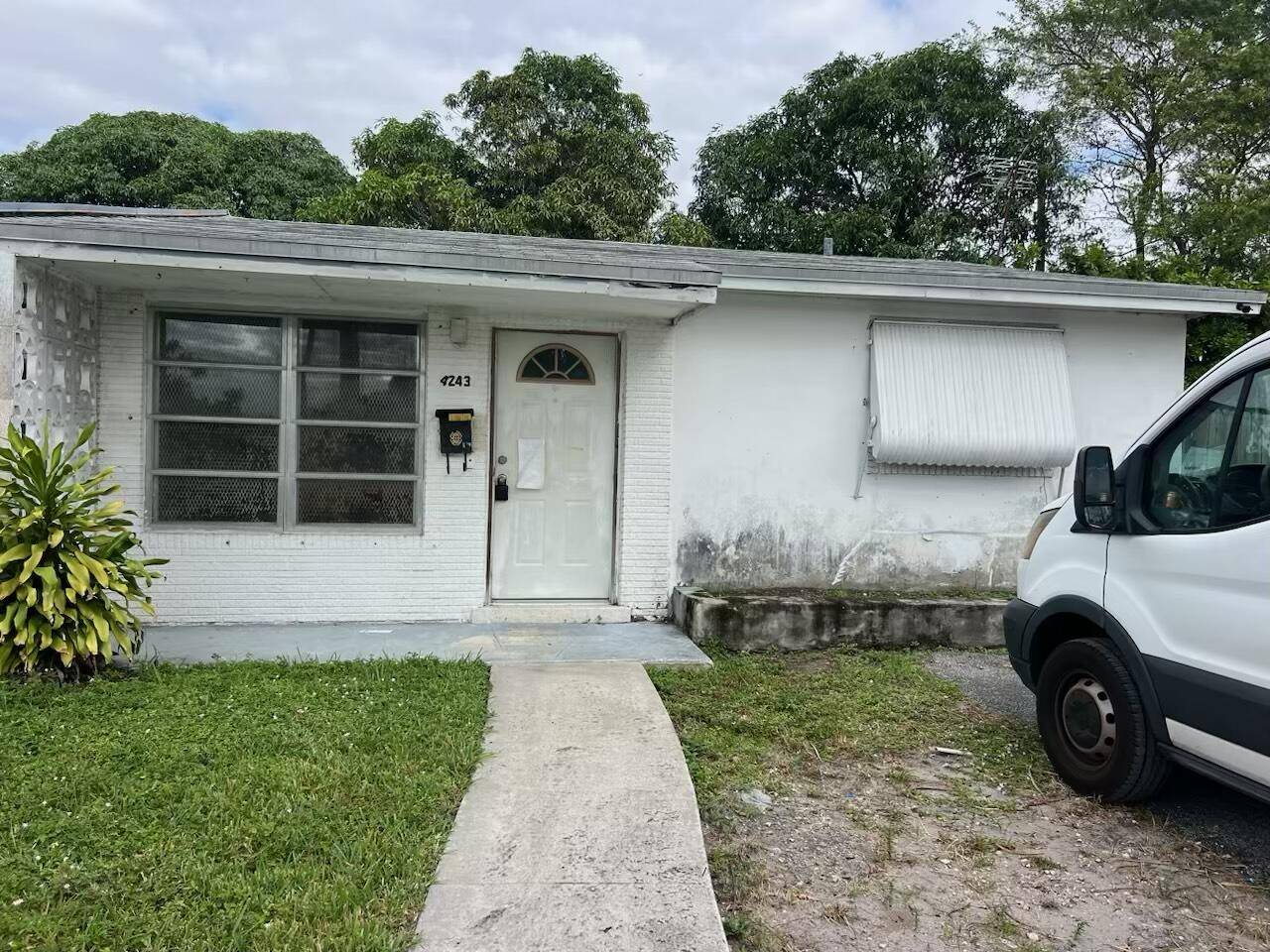 Lauderdale Lakes, FL 33309,4243 NW 39th AVE