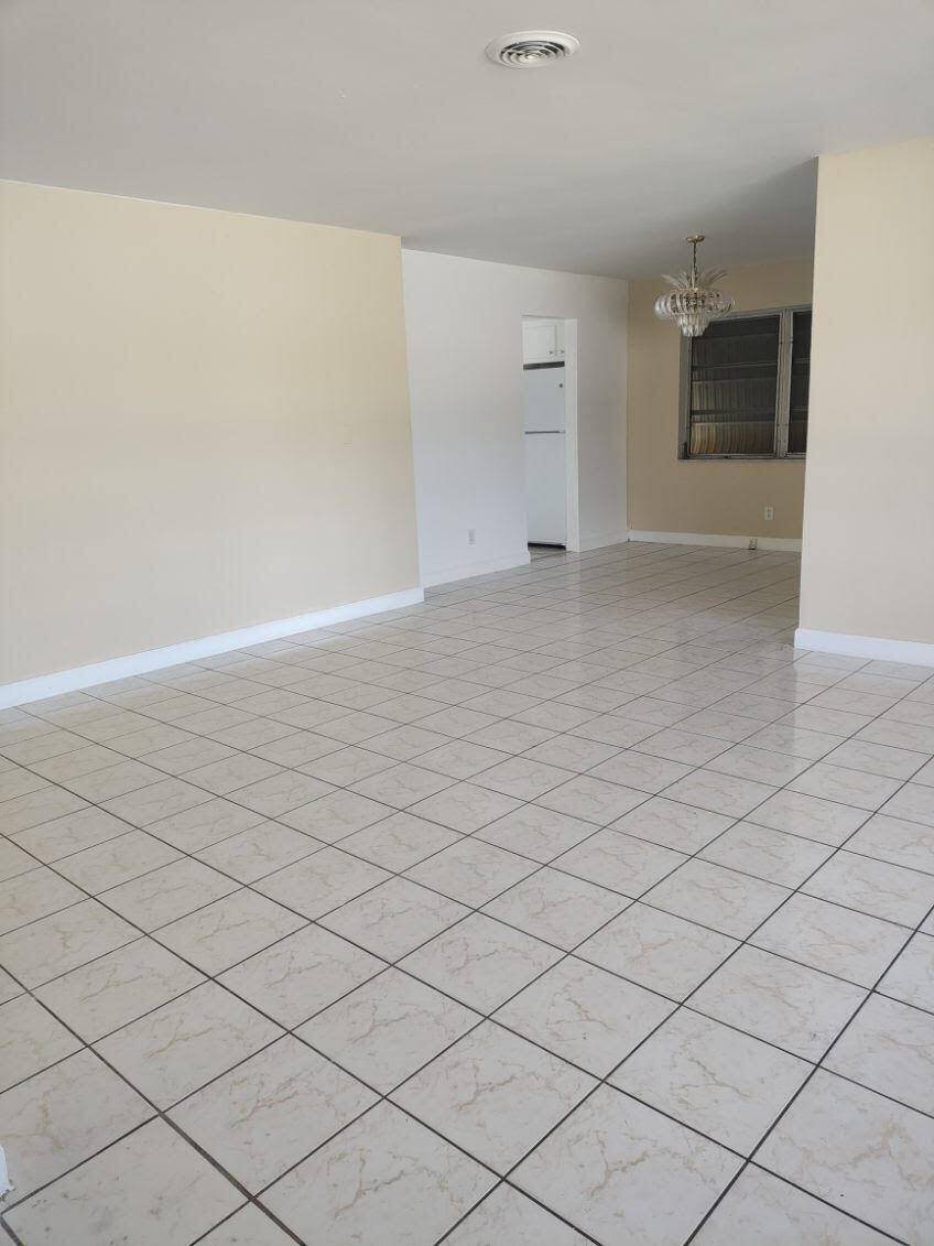 Lauderdale Lakes, FL 33309,3300 NW 33 CT