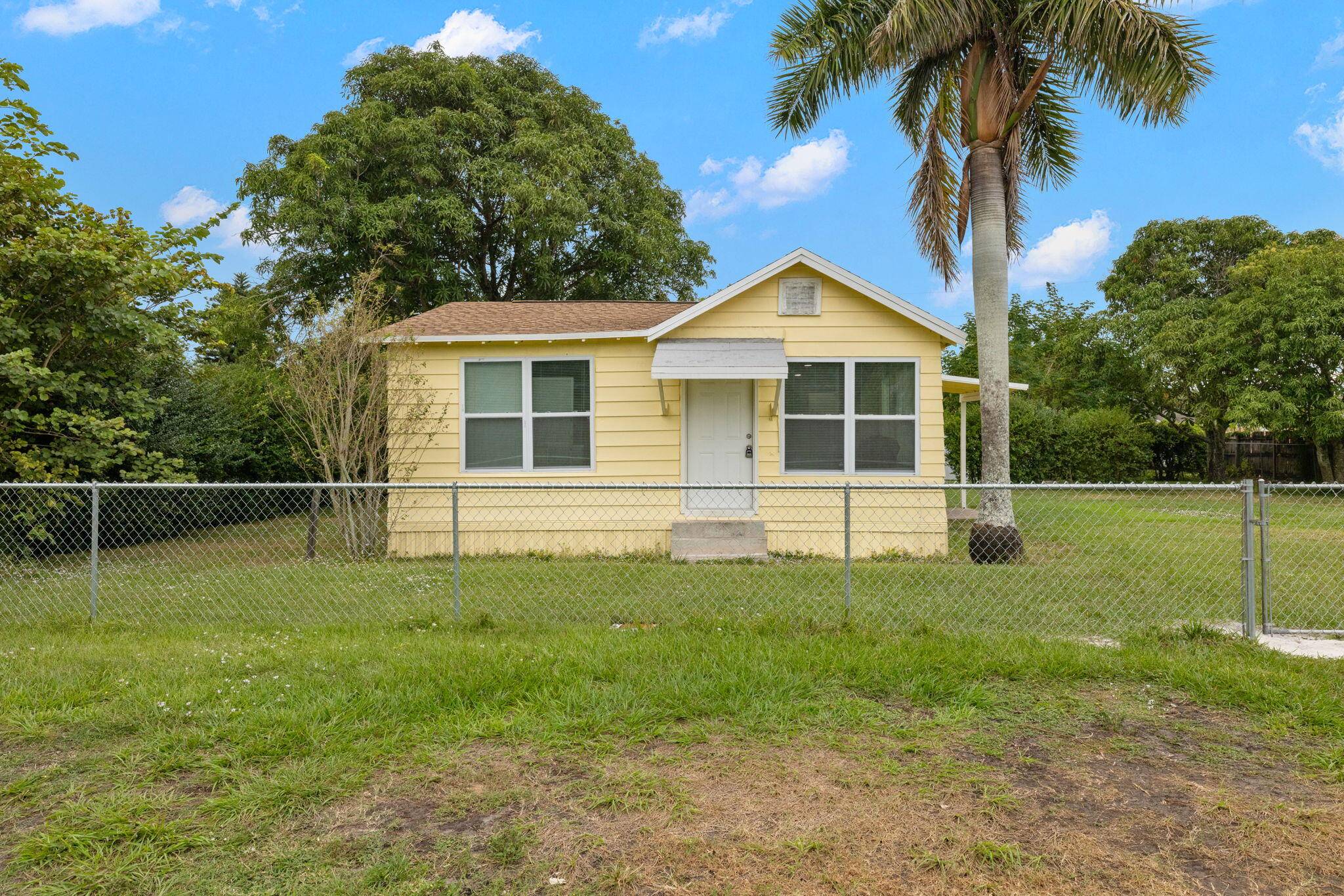 Clewiston, FL 33440,337 E Obispo AVE