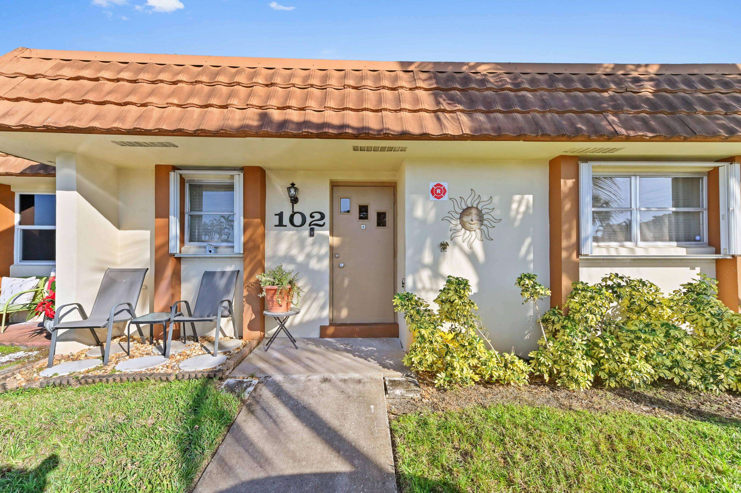 West Palm Beach, FL 33415,5780 W Fernley DR 102