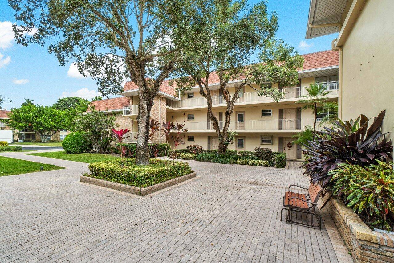 Palm Beach Gardens, FL 33418,5510 Tamberlane CIR 143