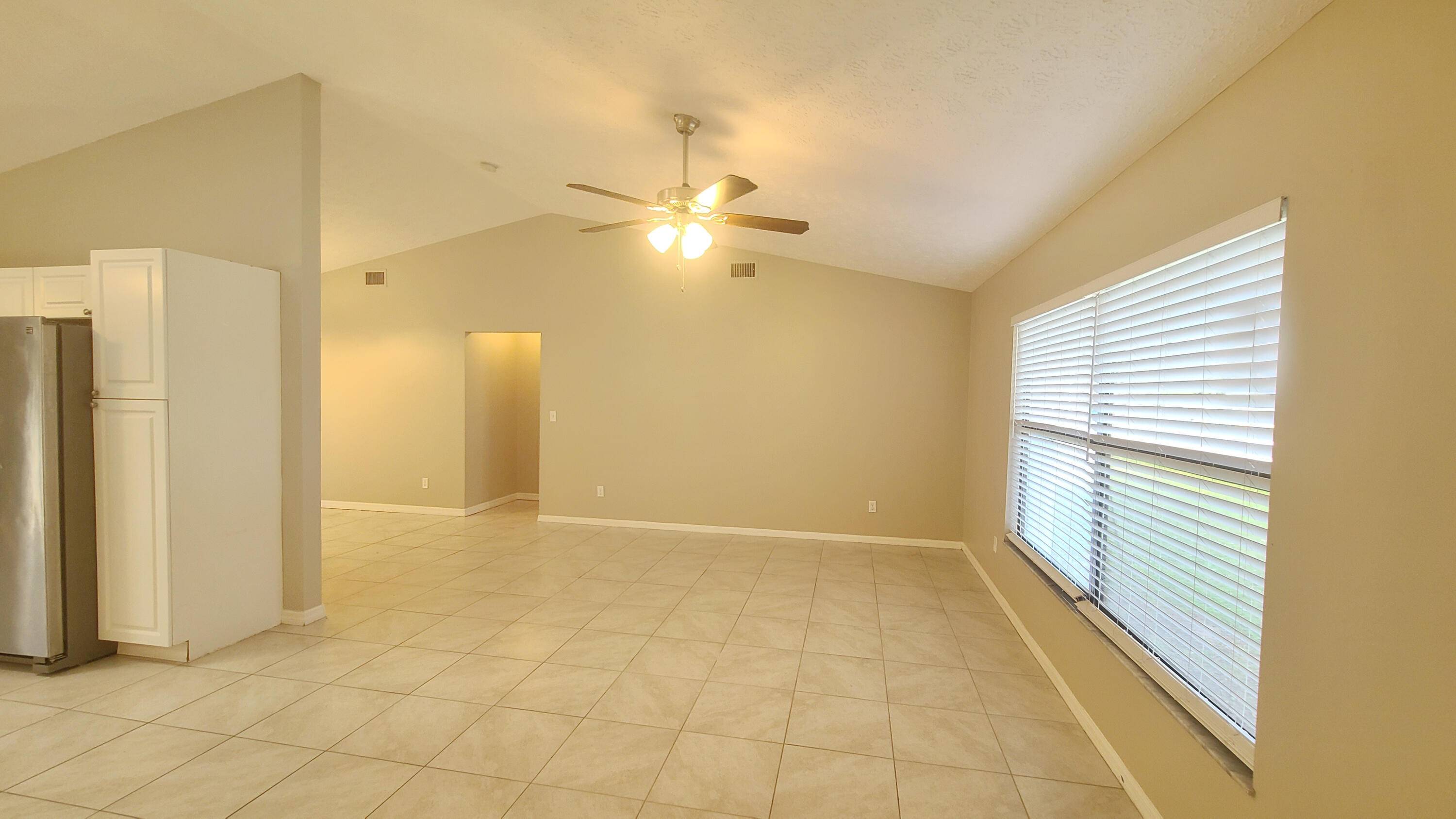 Port Saint Lucie, FL 34983,702 SE Starflower AVE