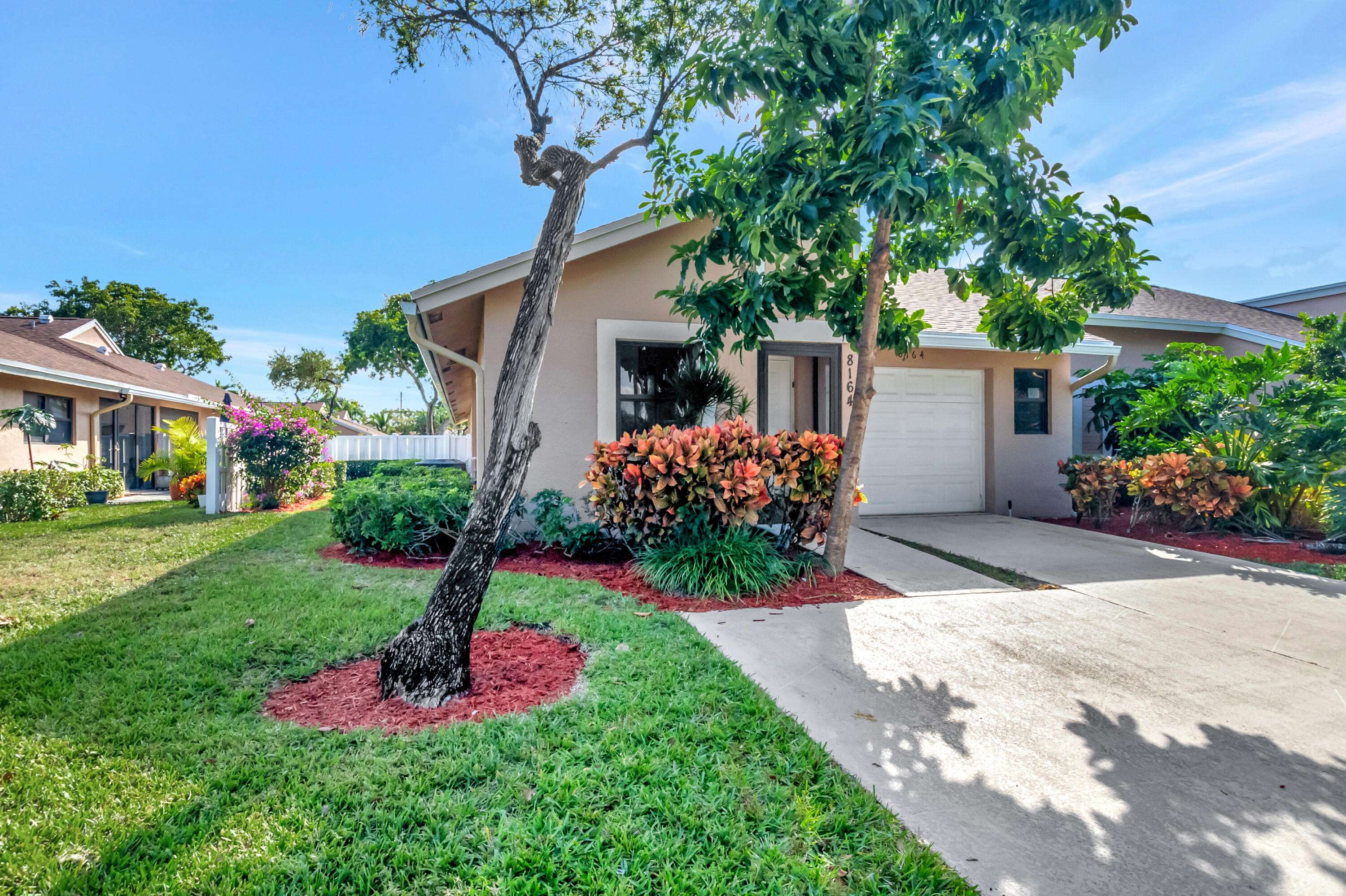 Boca Raton, FL 33496,8164 Sweetbriar WAY