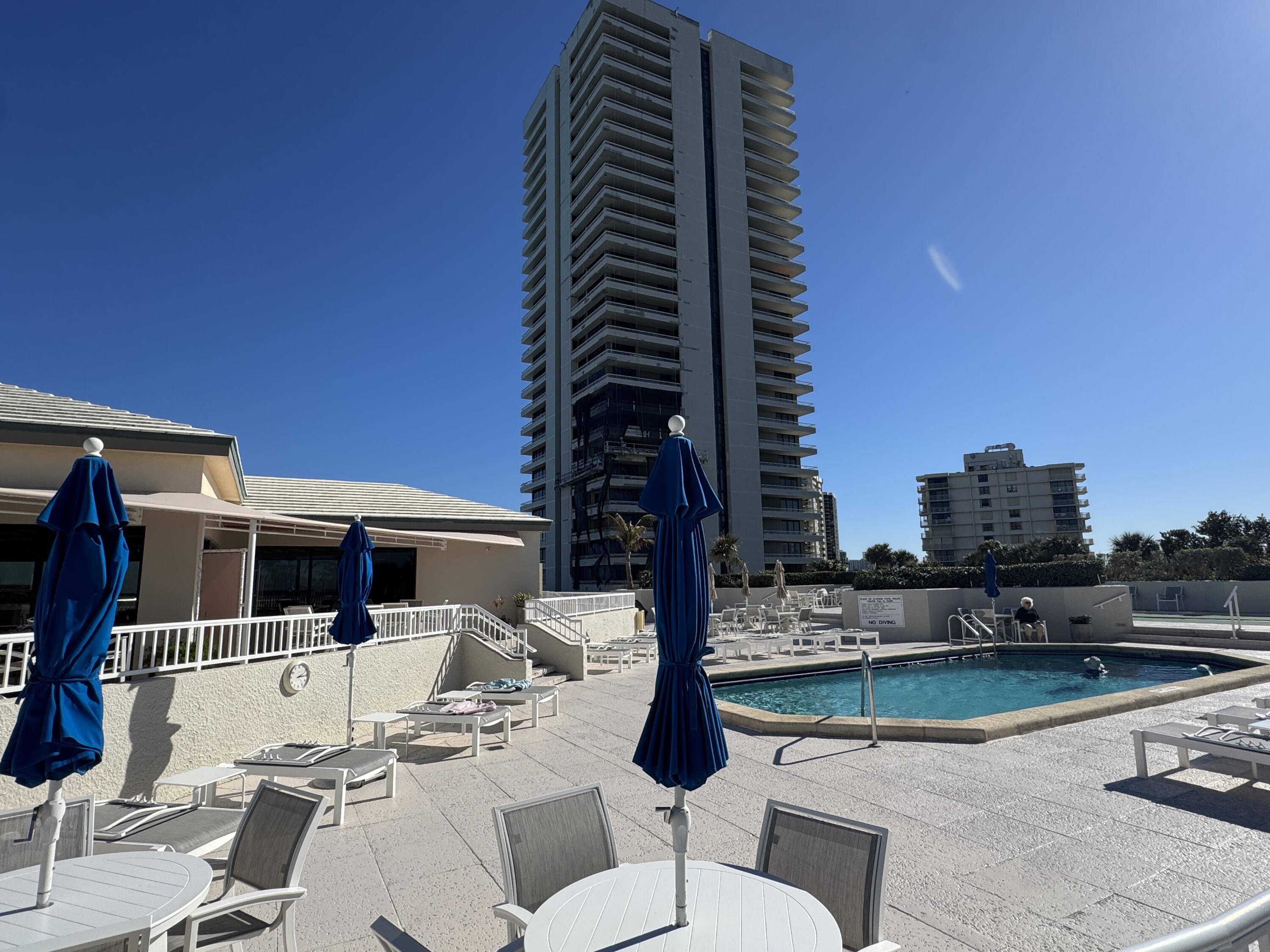 Riviera Beach, FL 33404,5510 N Ocean DR 4d