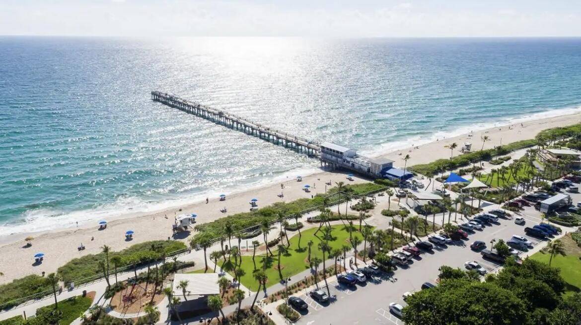 Lake Worth Beach, FL 33460,310 N Ocean Breeze 4