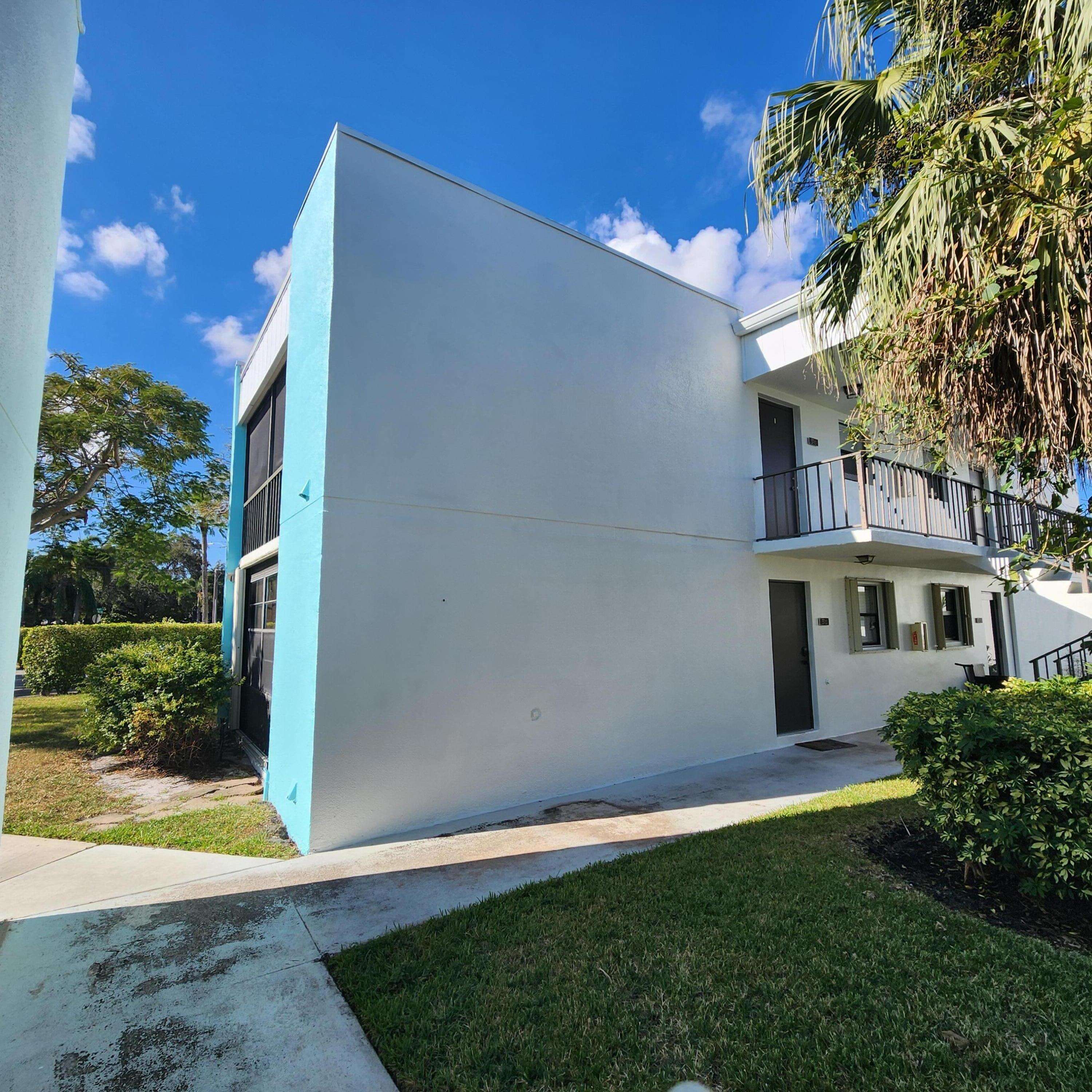 Delray Beach, FL 33444,517 Dotterel RD 31c