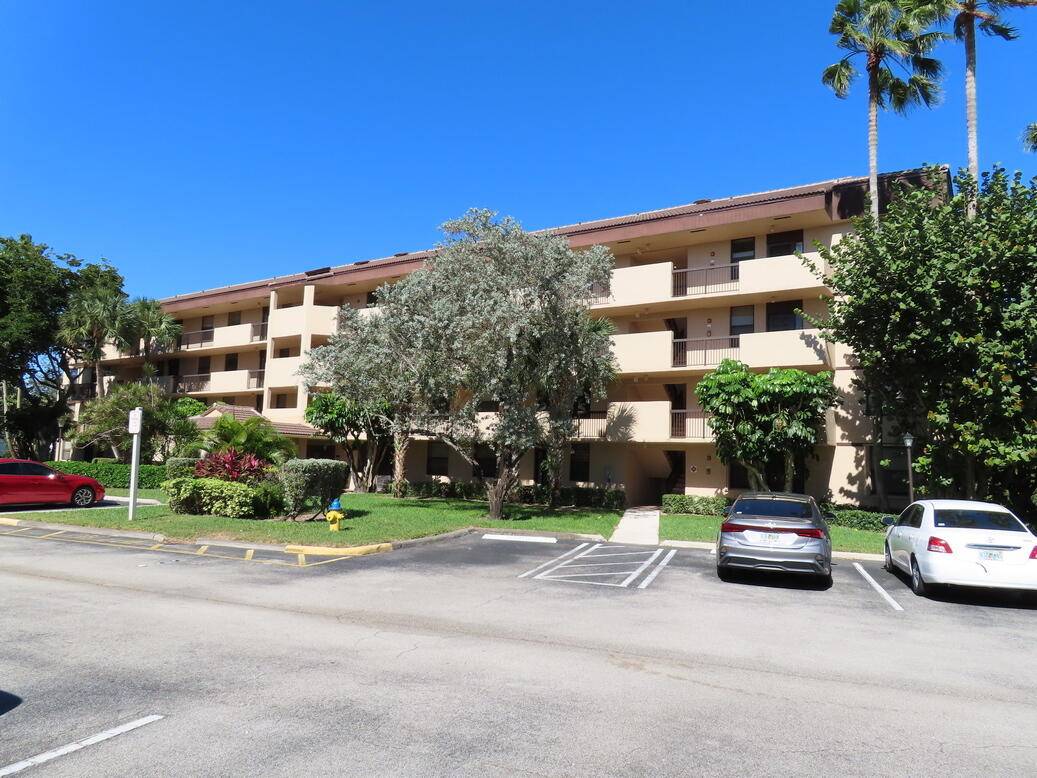Coconut Creek, FL 33066,2659 Carambola CIR 103
