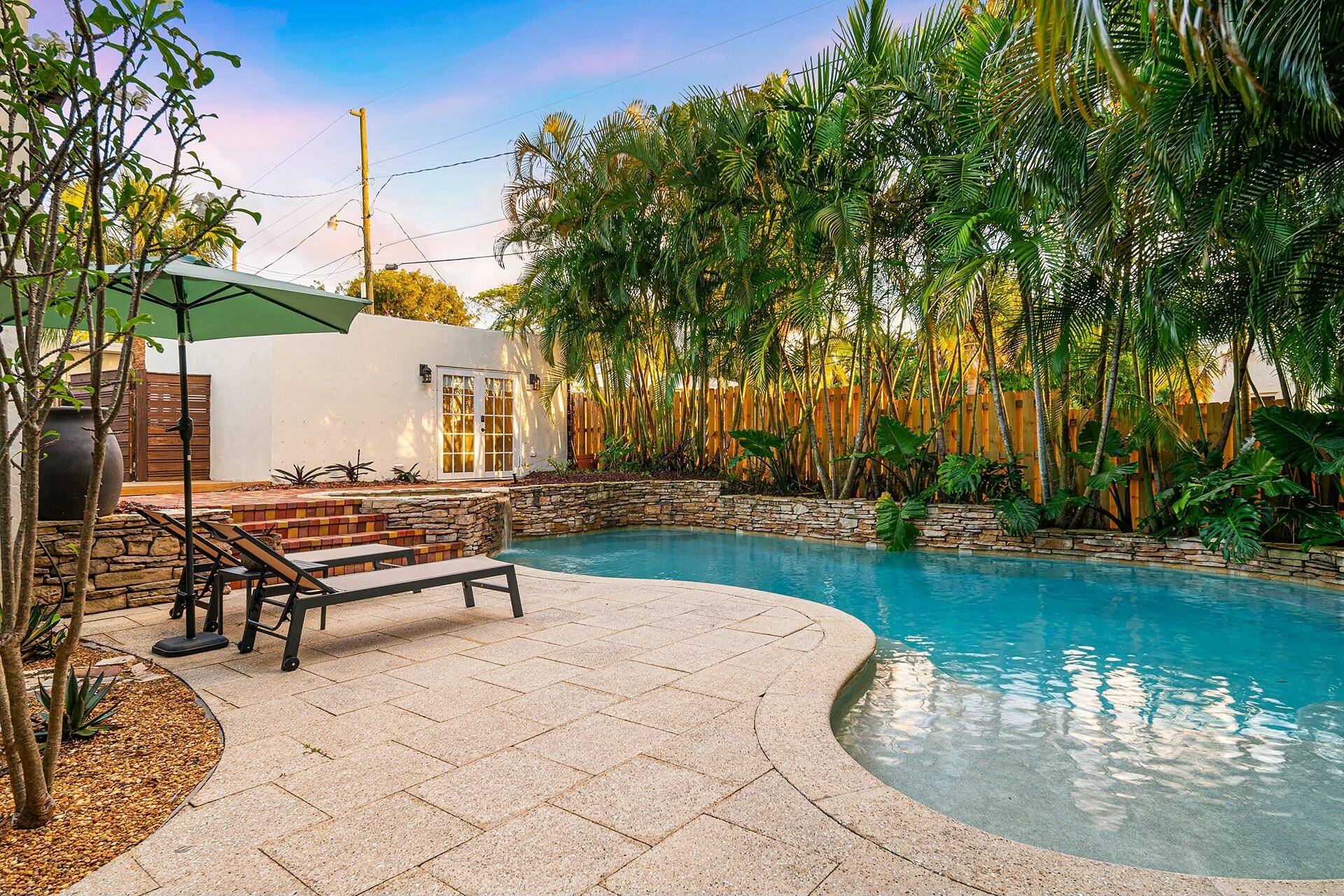 West Palm Beach, FL 33407,904 30th CT