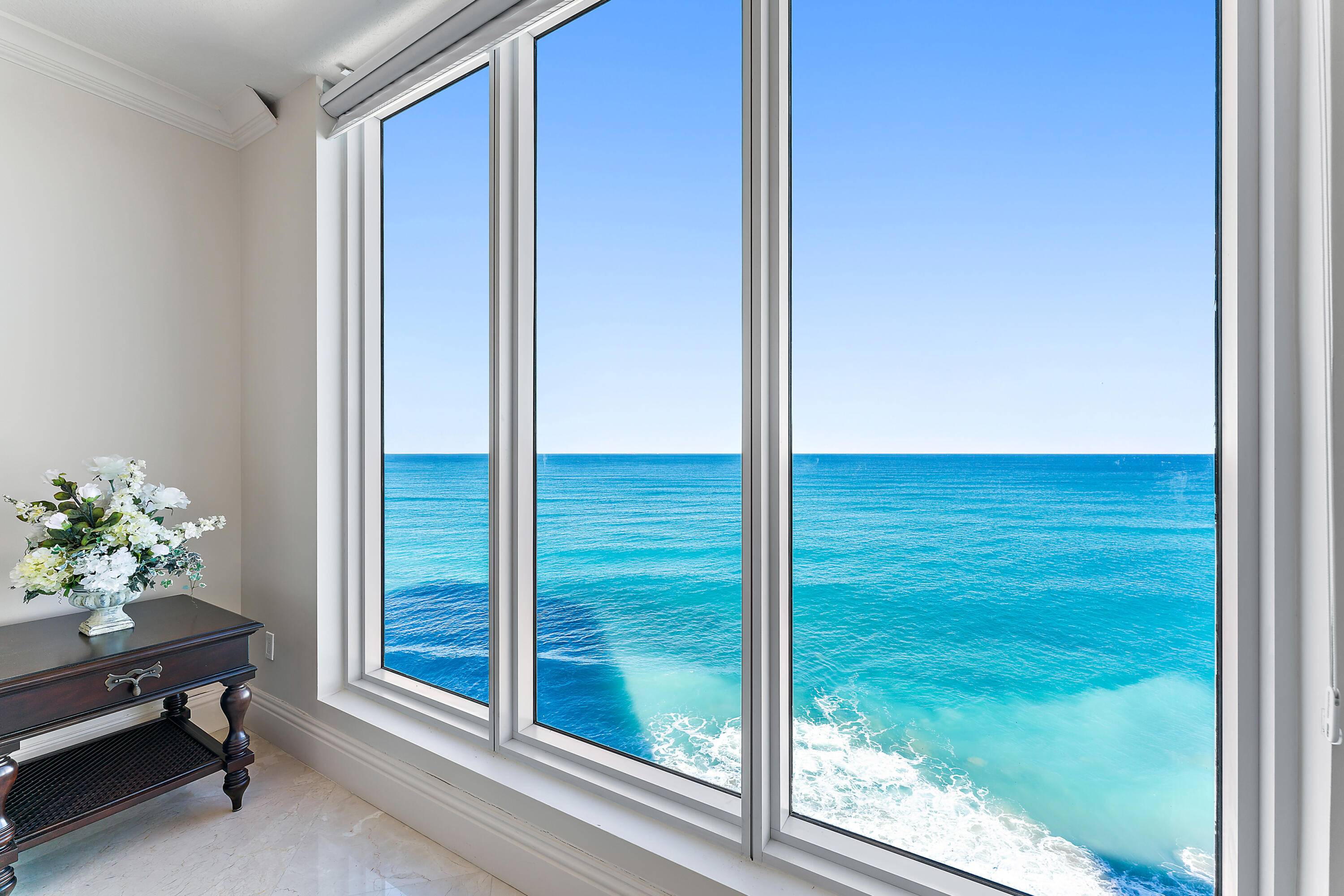 Singer Island, FL 33404,5050 N Ocean DR 702