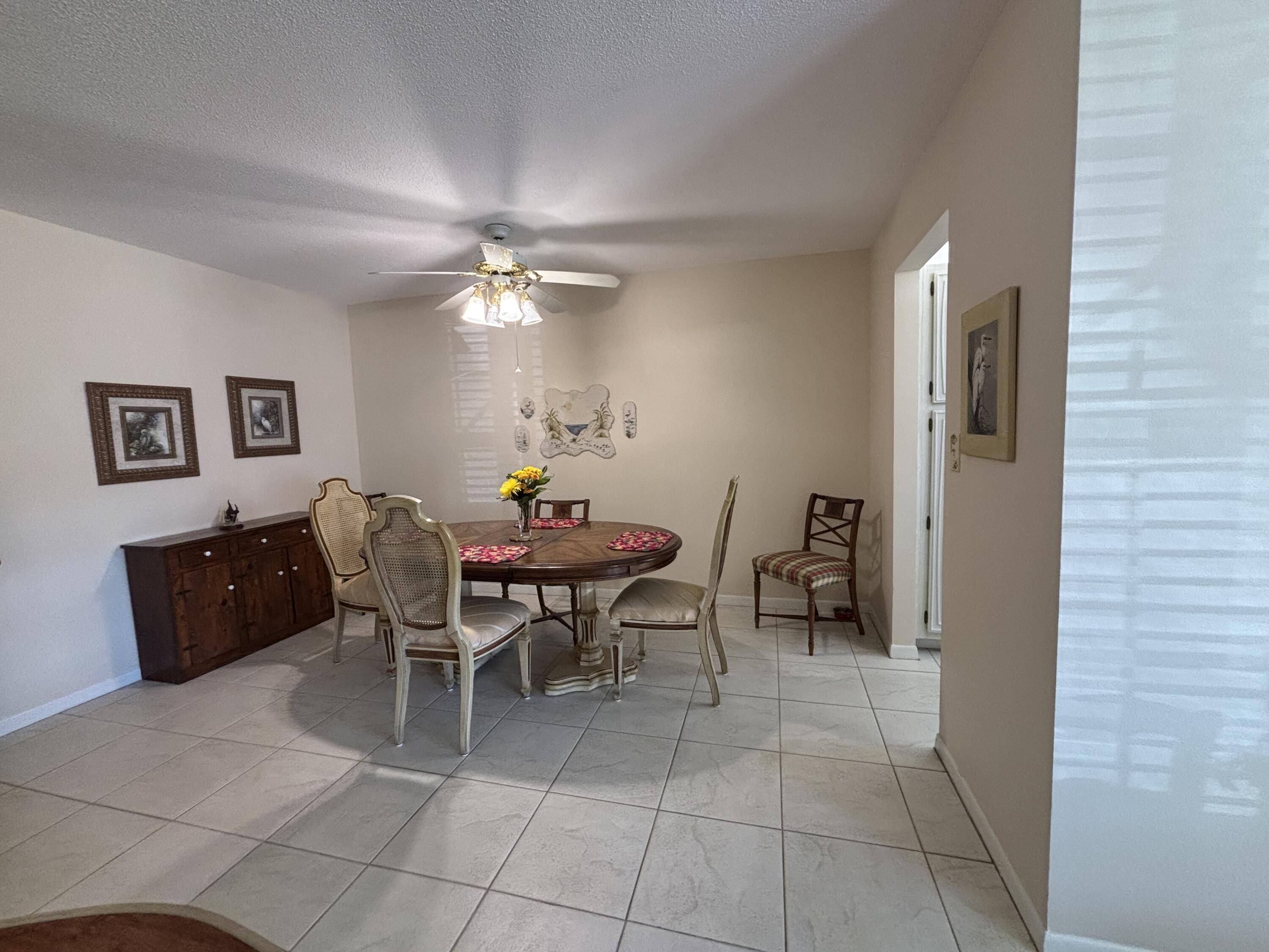 Delray Beach, FL 33445,237 W High Point CT B