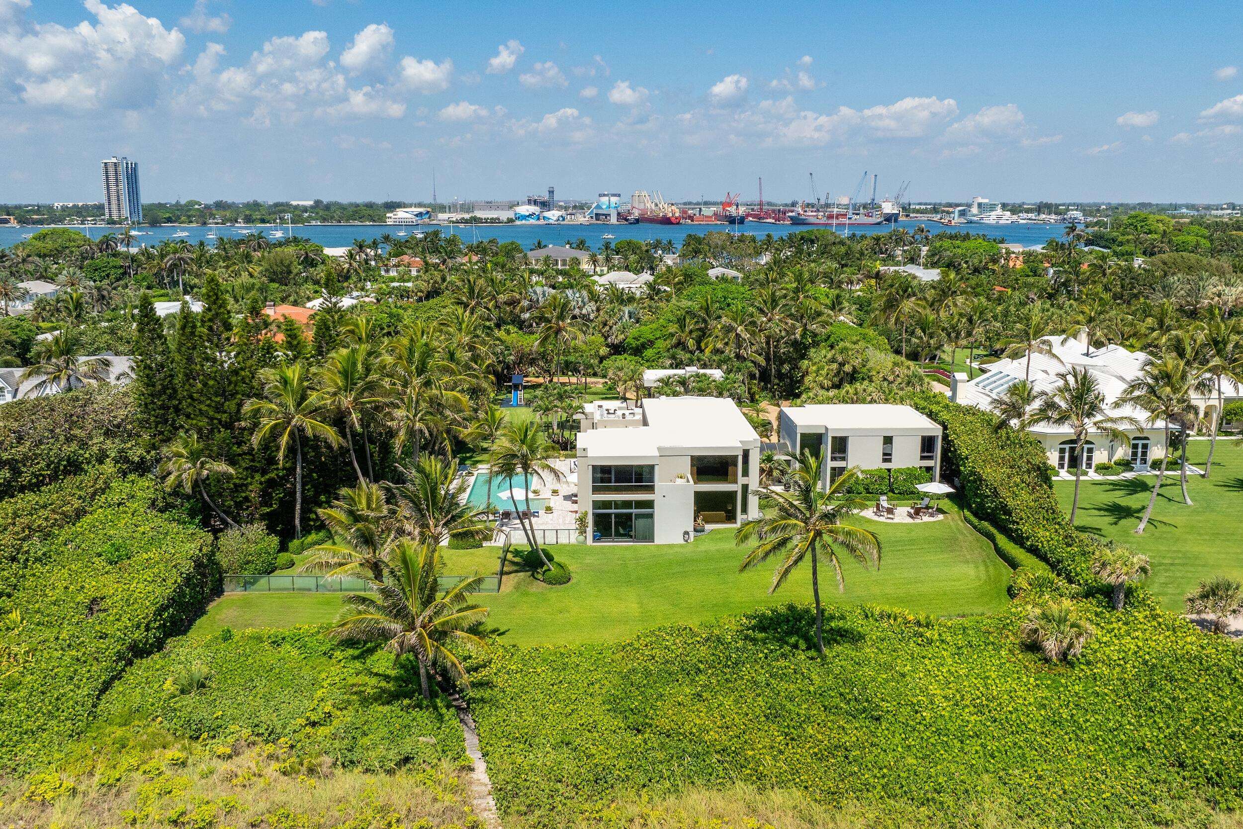 Palm Beach, FL 33480,1446 N Ocean WAY