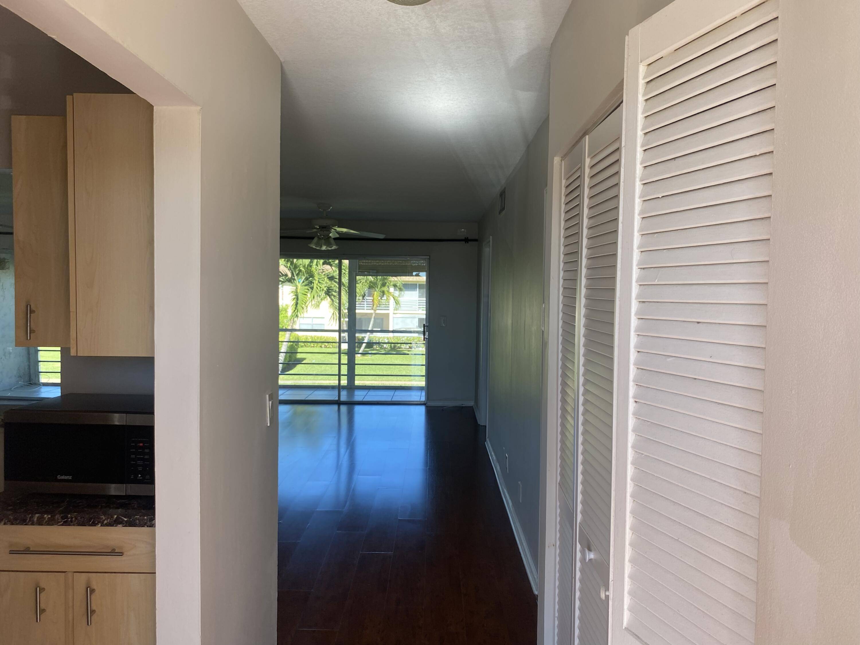 Boca Raton, FL 33428,9851 SW Sandalfoot BLVD 219