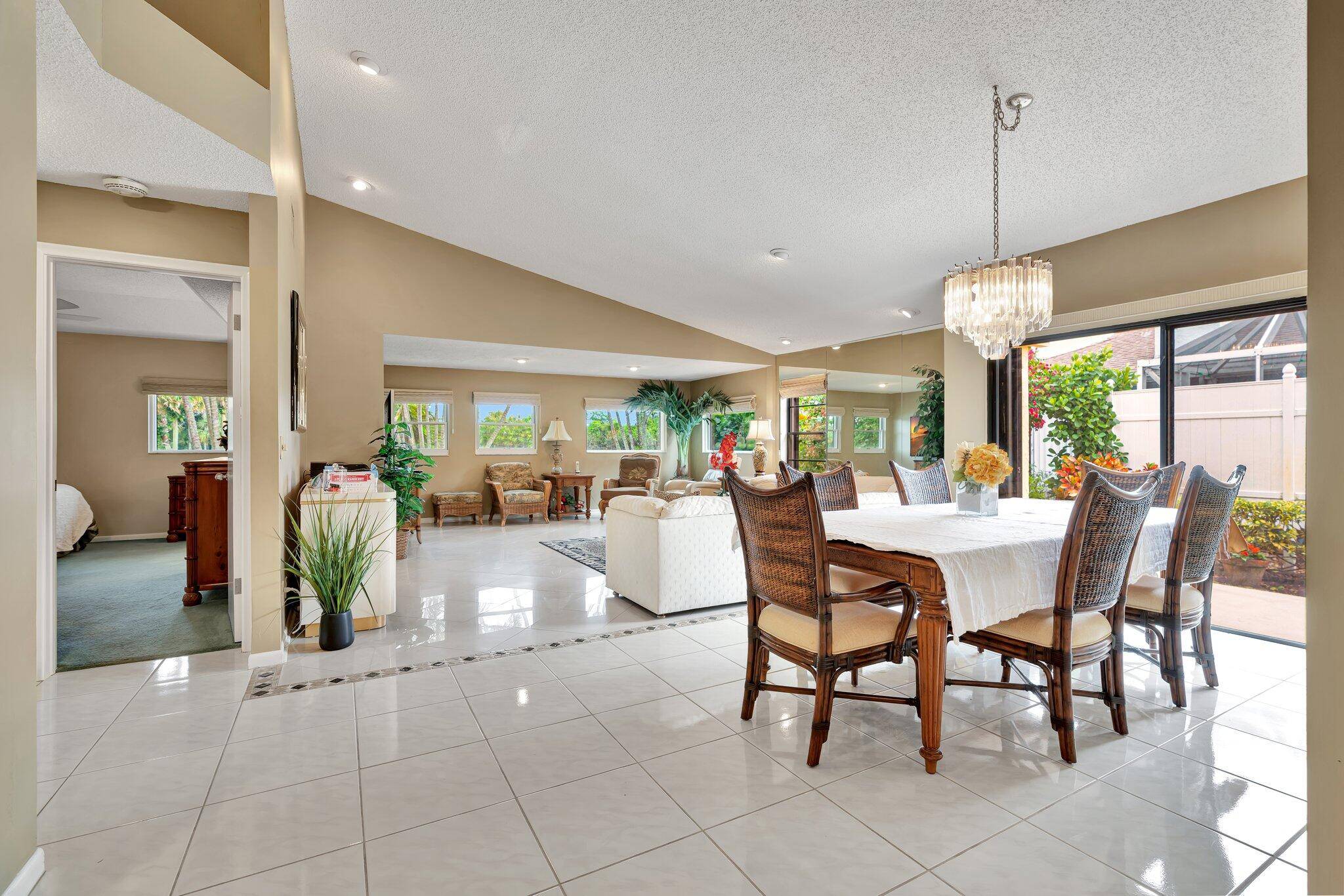 Palm Beach Gardens, FL 33418,6137 Brandon ST