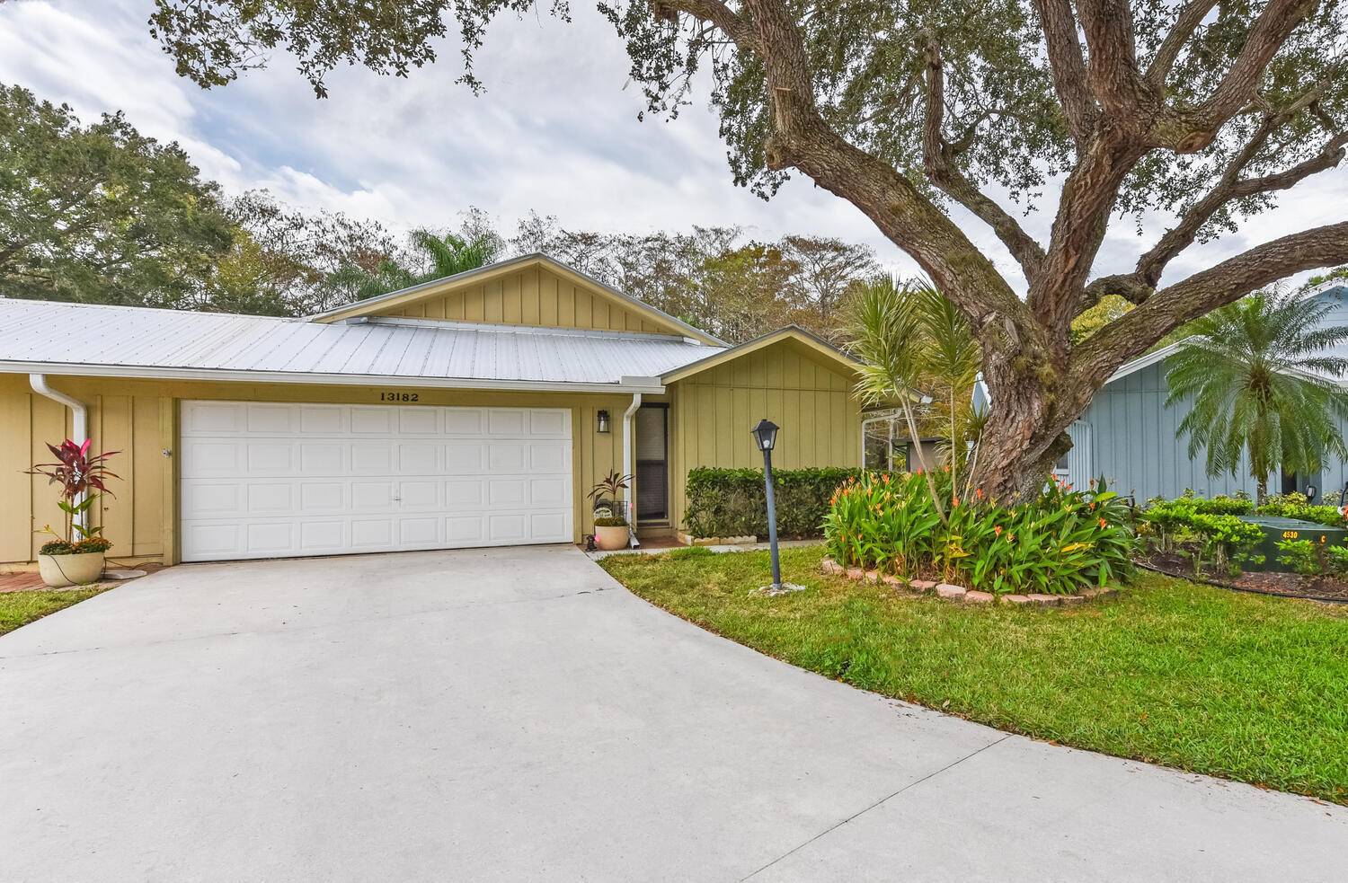 Hobe Sound, FL 33455,13182 SE Crooked Stick LN