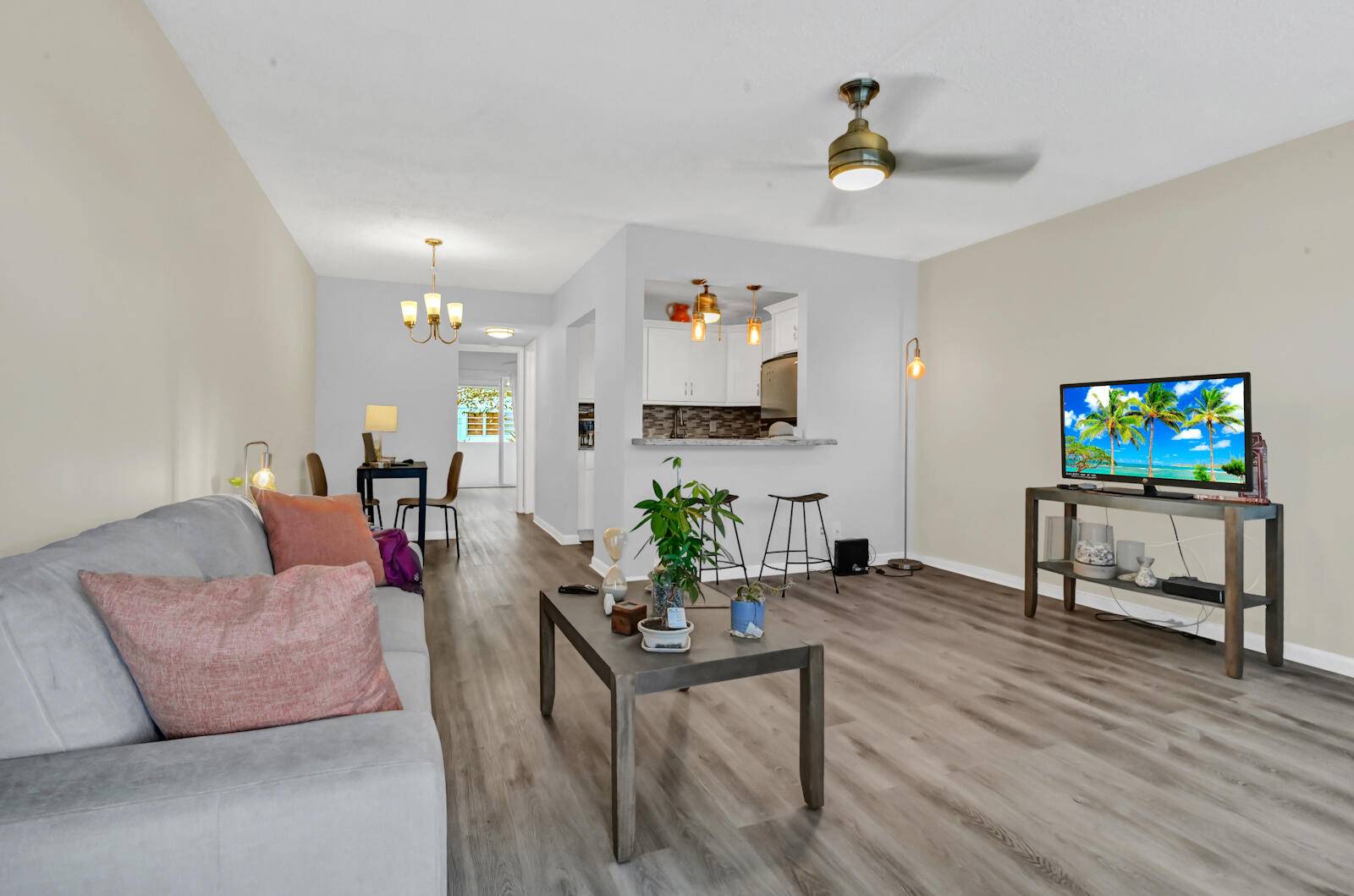 Deerfield Beach, FL 33442,169 Oakridge L 169