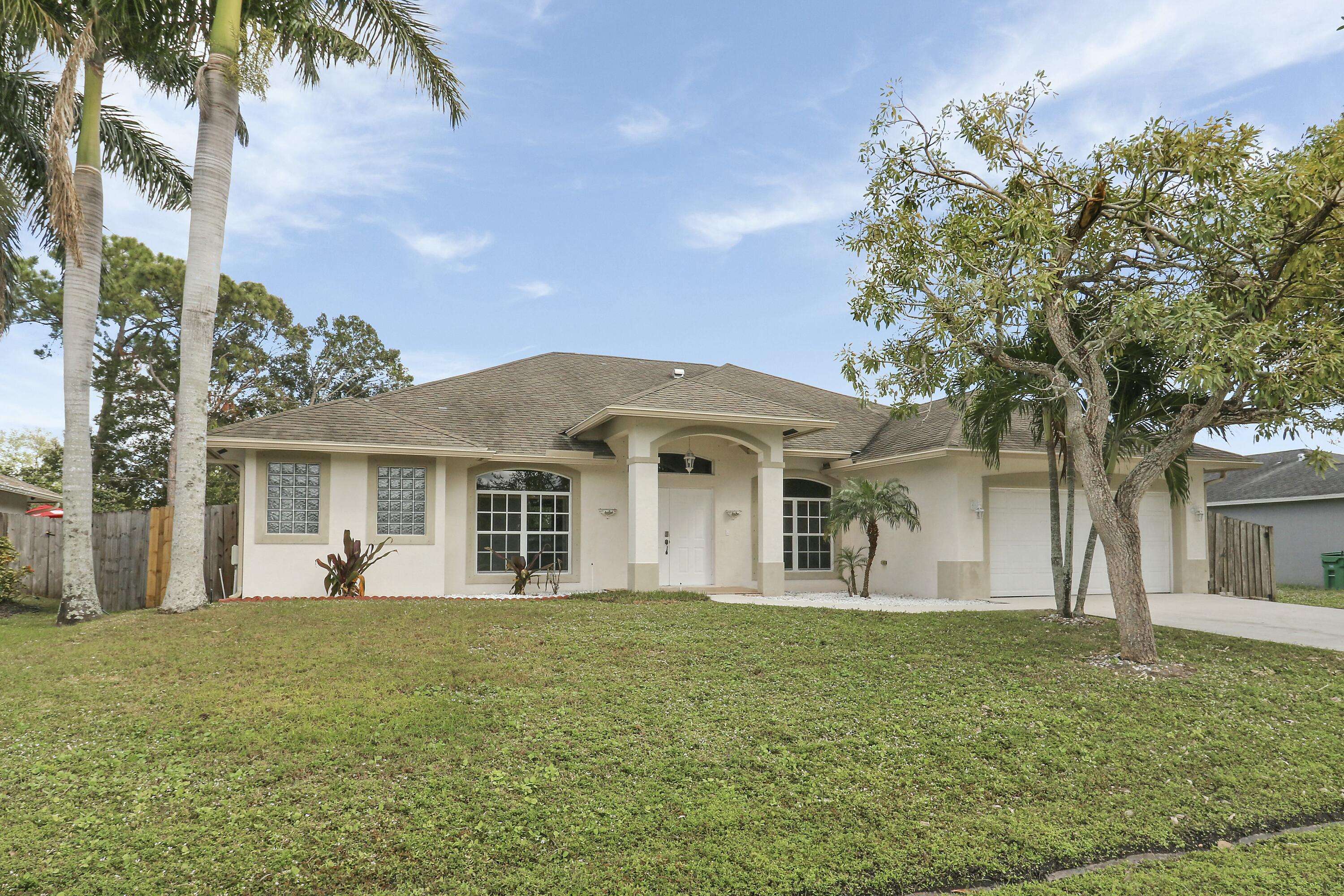 Port Saint Lucie, FL 34953,1937 SW Sunglow ST